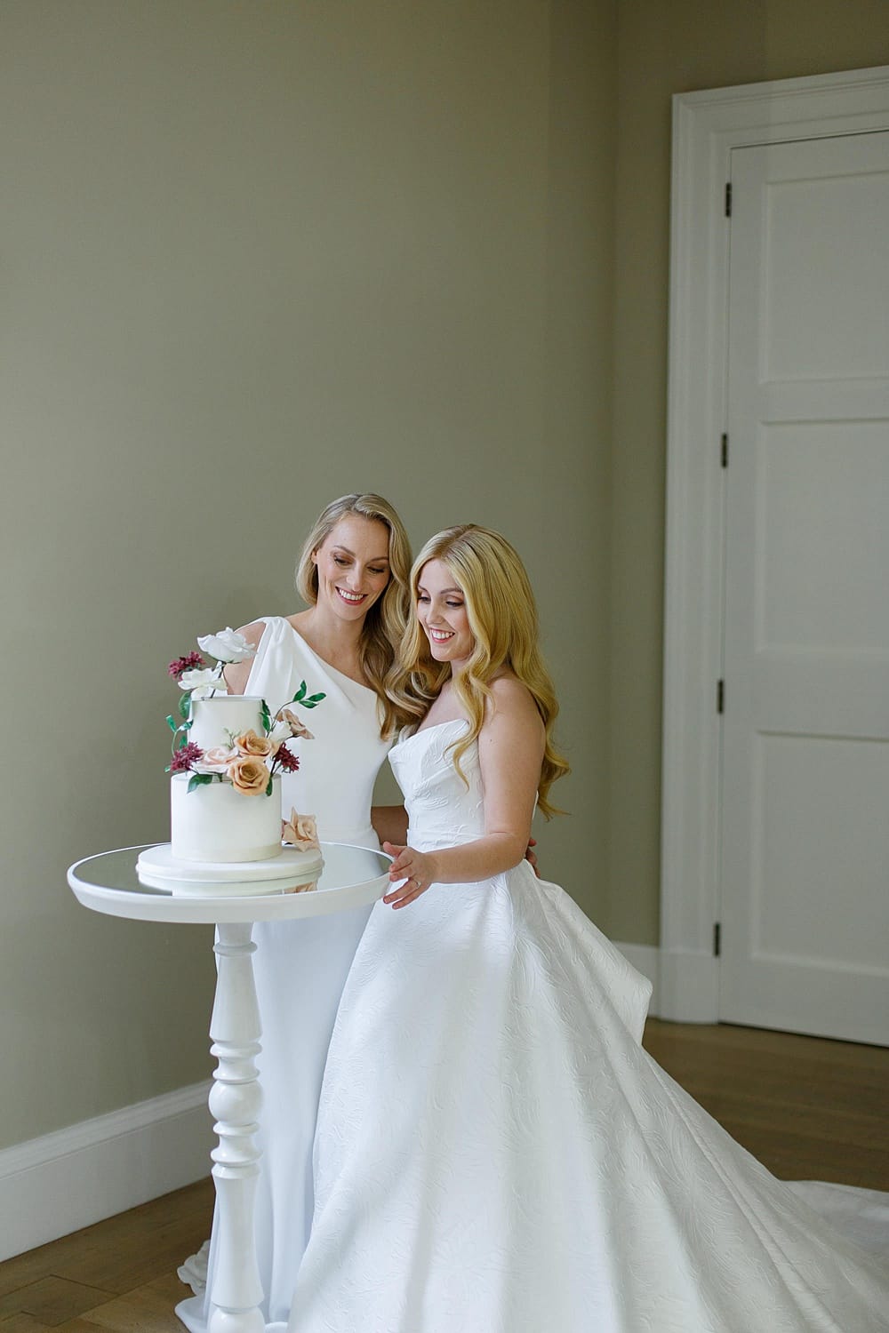 Image by <a class="text-p3" href="http://helenwarner.co.uk" target="_blank">Helen Warner Photography</a>.