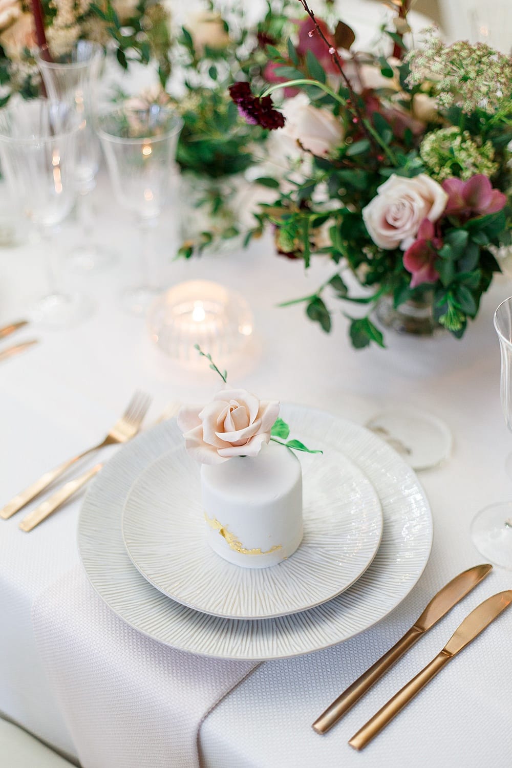 Image by <a class="text-p3" href="http://helenwarner.co.uk" target="_blank">Helen Warner Photography</a>.