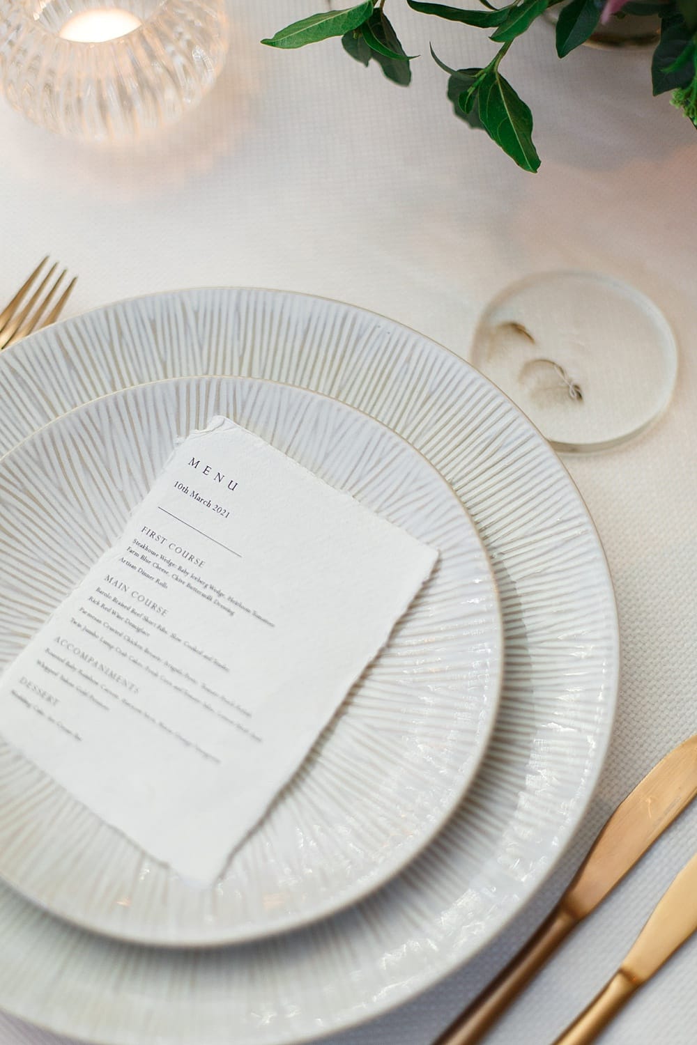 Image by <a class="text-p3" href="http://helenwarner.co.uk" target="_blank">Helen Warner Photography</a>.