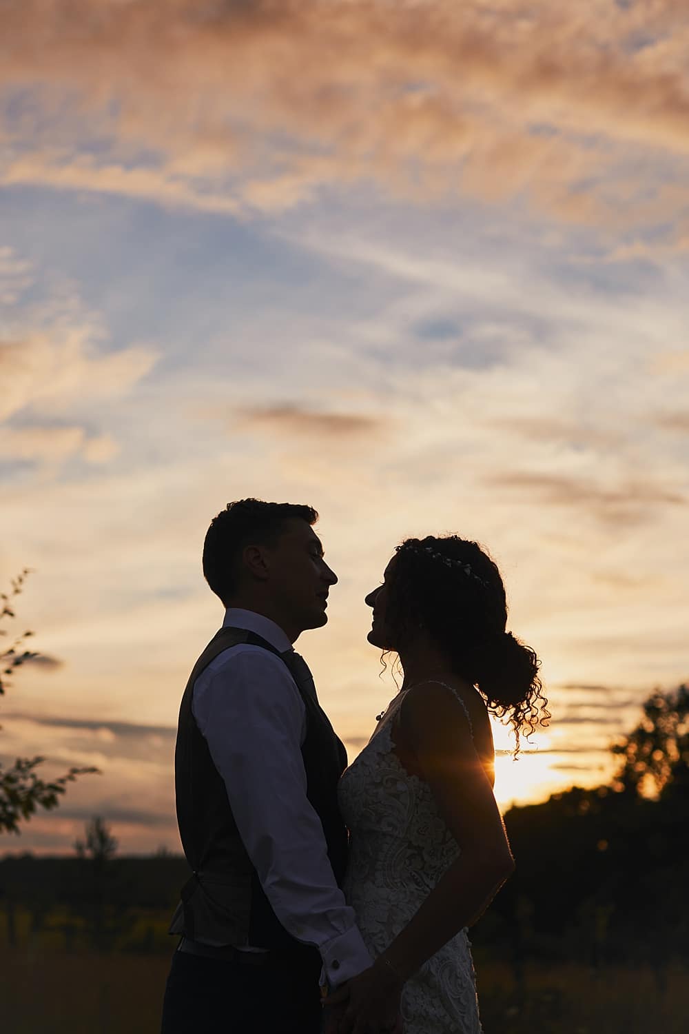 Image by <a class="text-p3" href="http://helloromancephotography.com" target="_blank">Hello Romance Photography</a>.