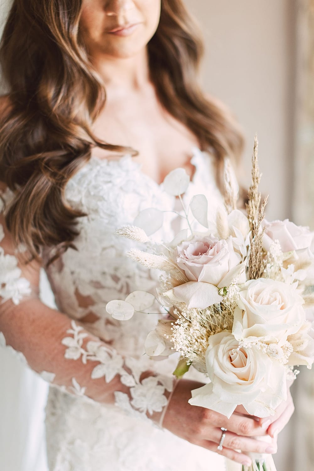 Image by <a class="text-p3" href="http://christinasarah.com" target="_blank">Christina Sarah Photography</a>.