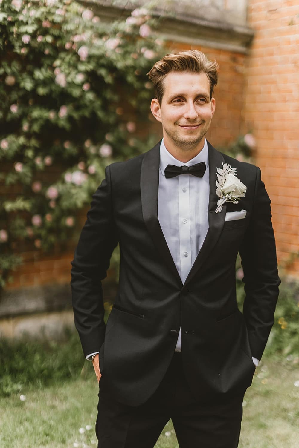 Image by <a class="text-p3" href="https://www.amylouphotography.co.uk" target="_blank">Amy Lou Photography</a>.