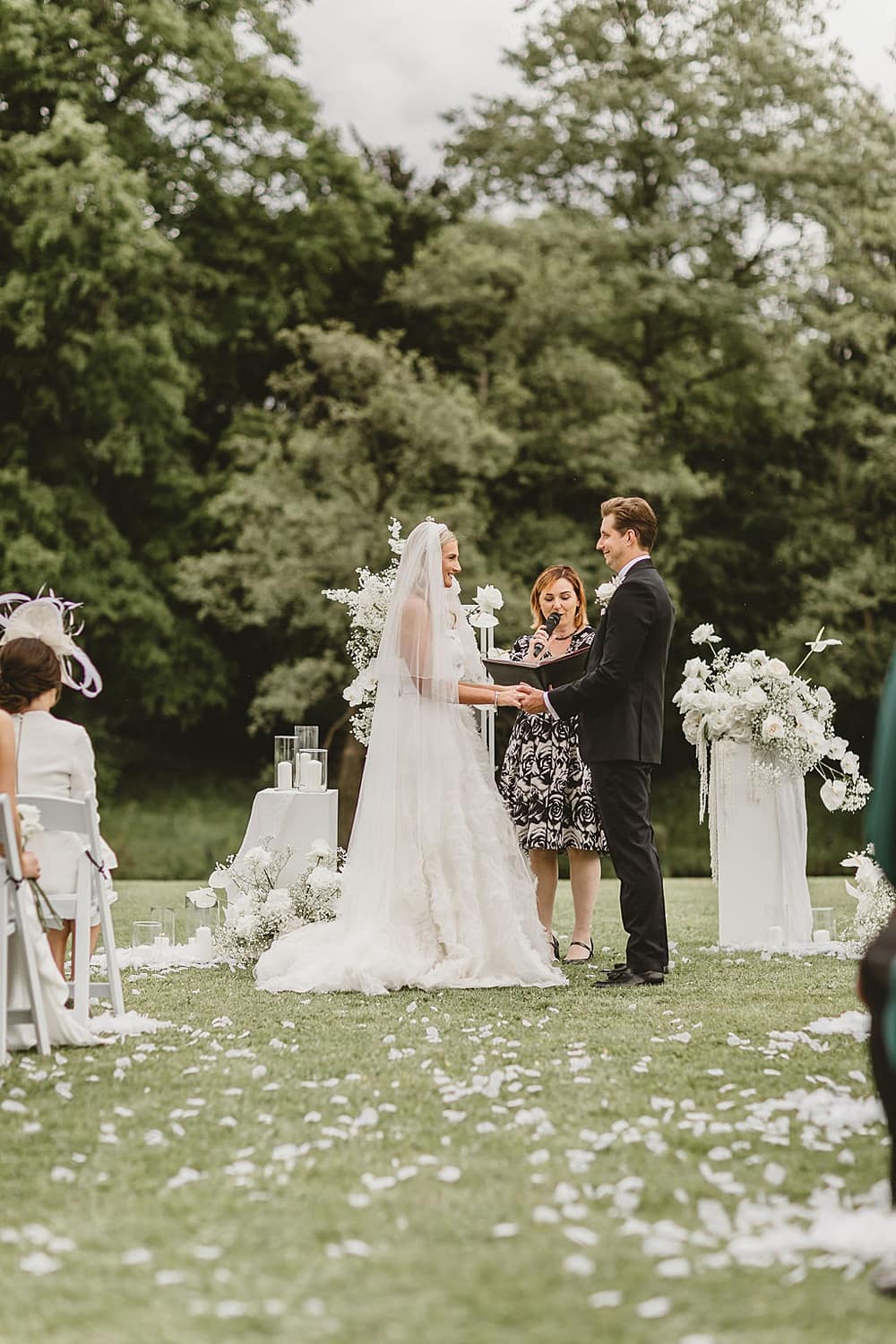 Image by <a class="text-p3" href="https://www.amylouphotography.co.uk" target="_blank">Amy Lou Photography</a>.