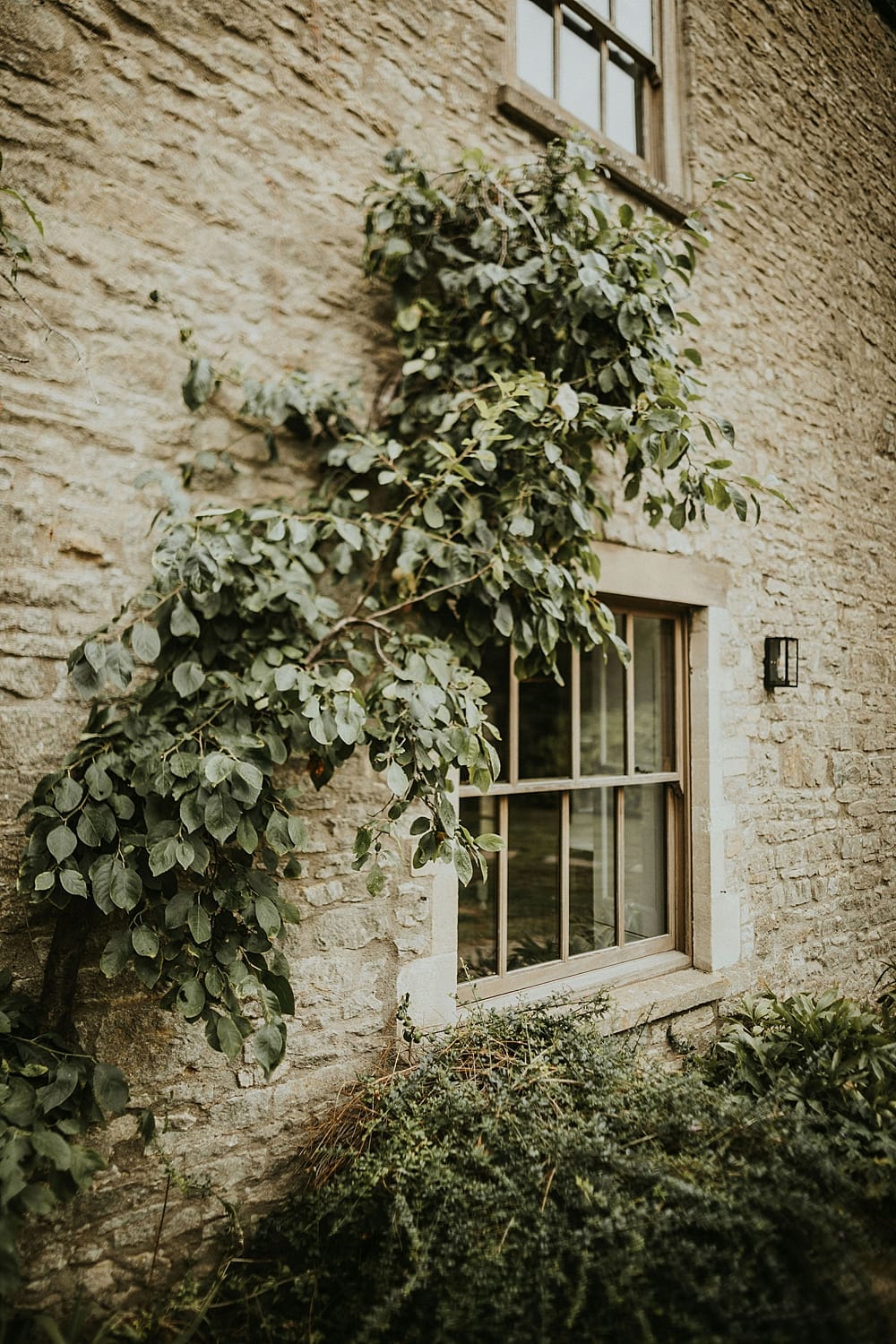 Image by <a class="text-p3" href="https://www.igordemba.com" target="_blank">Igor Demba</a>.