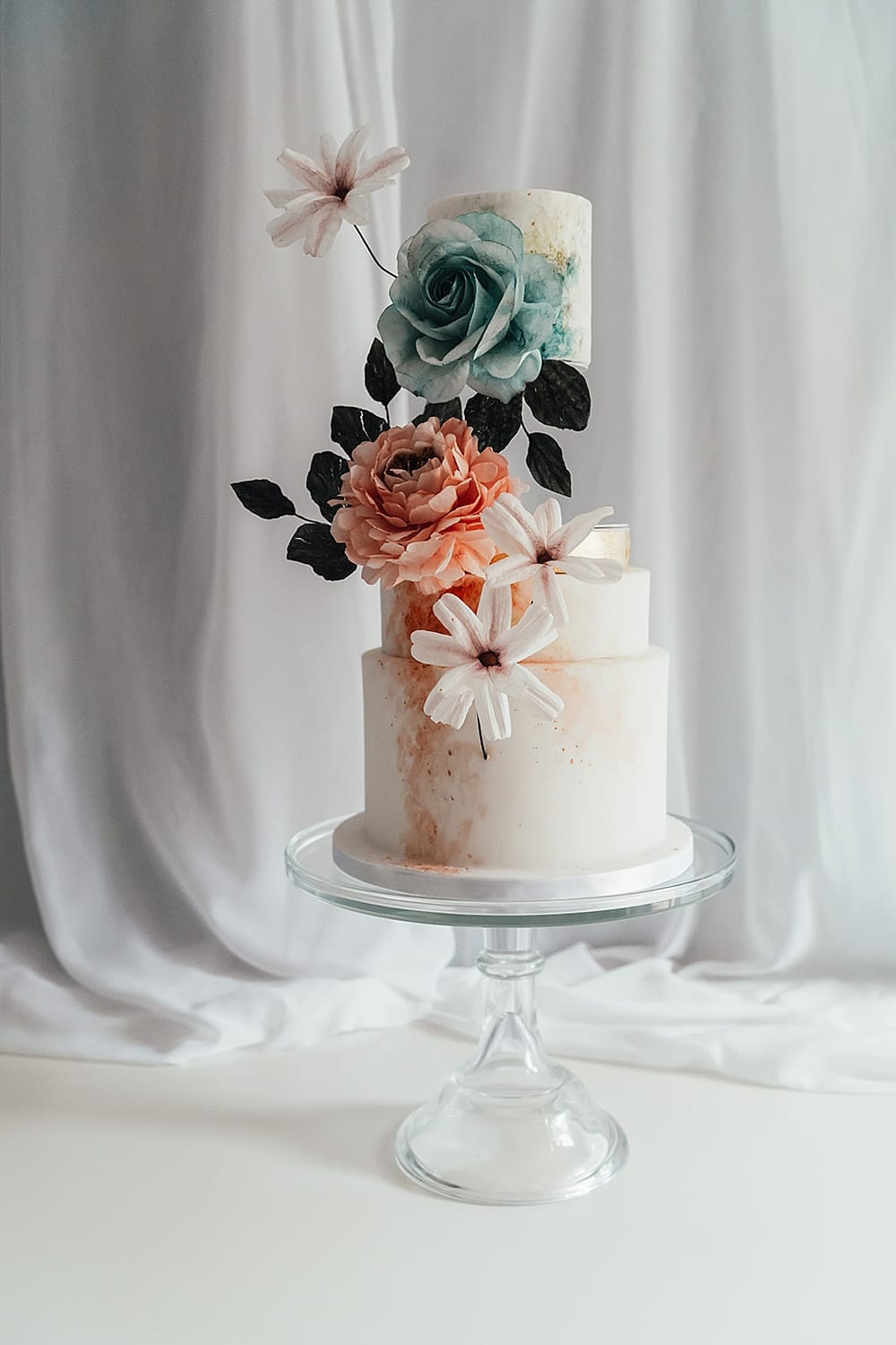 Image by <a class="text-p3" href="https://suzyelizabethphotography.co.uk" target="_blank">Suzy Elizabeth Photography</a>.