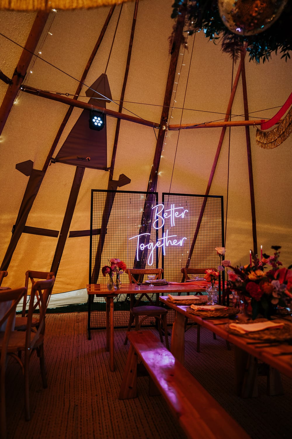 Image by <a class="text-p3" href="https://www.jennyappleton.co.uk" target="_blank">Jenny Appleton Photography</a>.