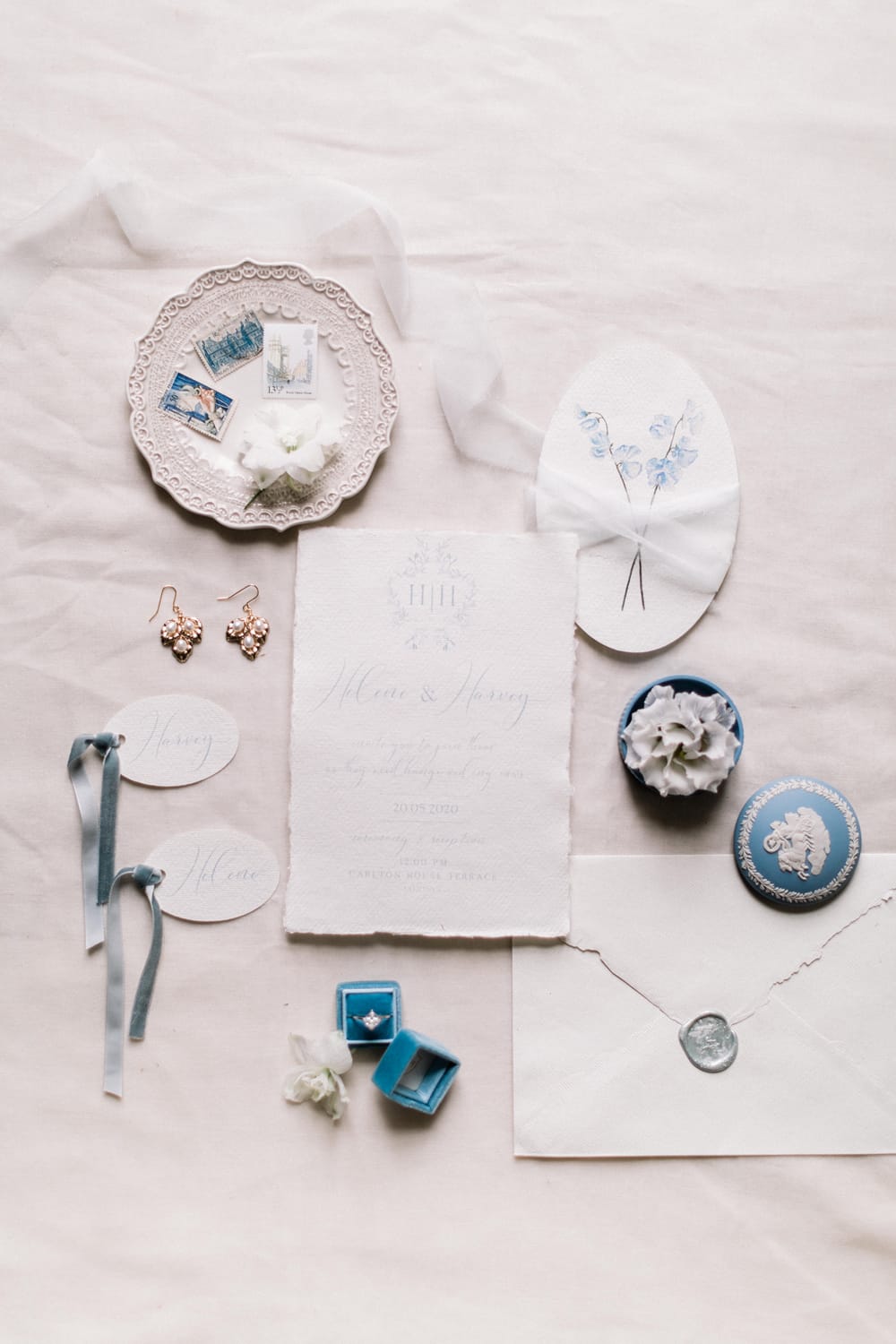 Image by <a class="text-p3" href="http://www.jacobandpauline.com" target="_blank">Jacob & Pauline</a>.