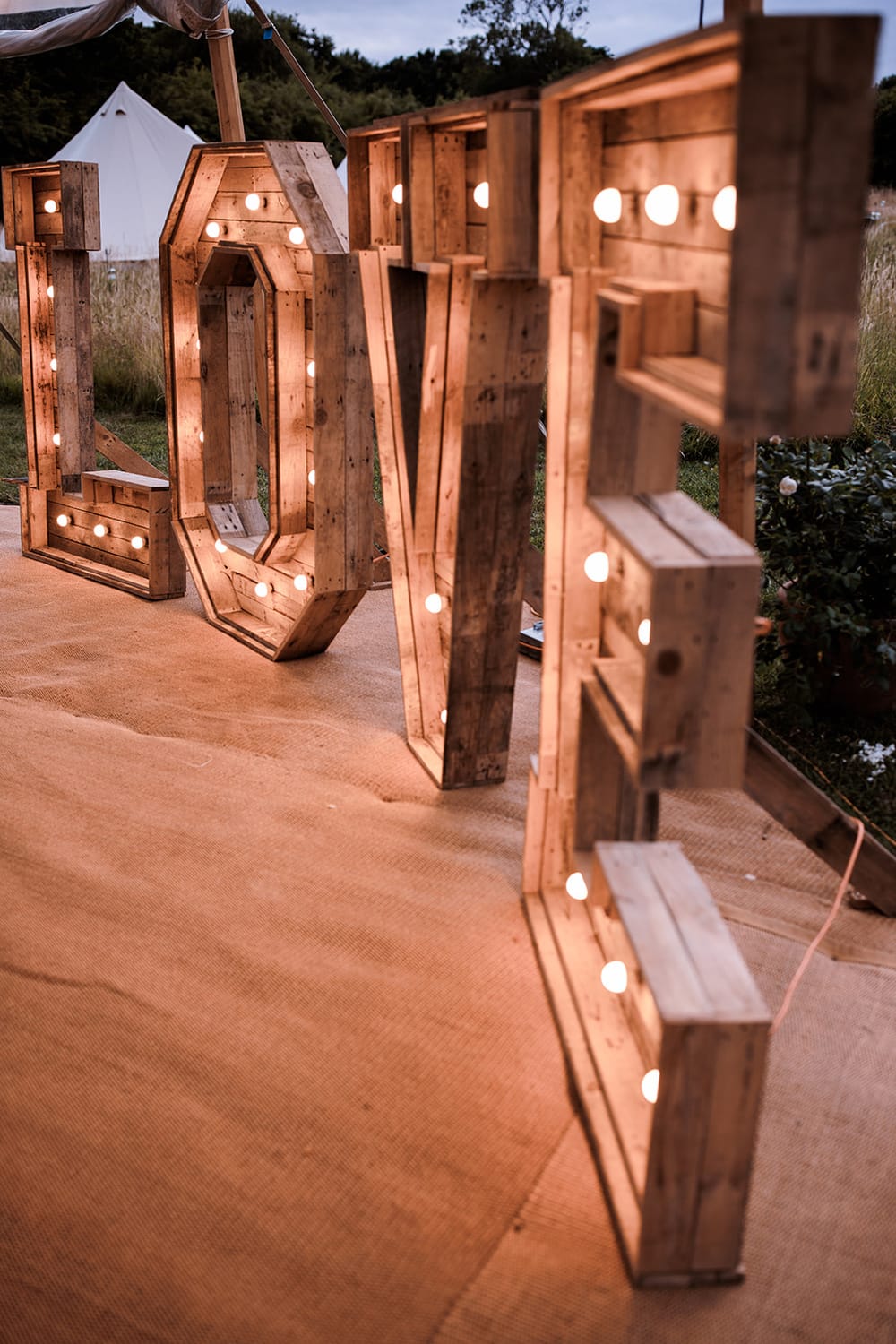 Image by <a class="text-p3" href="https://www.njphotographic.co.uk" target="_blank">Neil Jackson Photographic</a>.