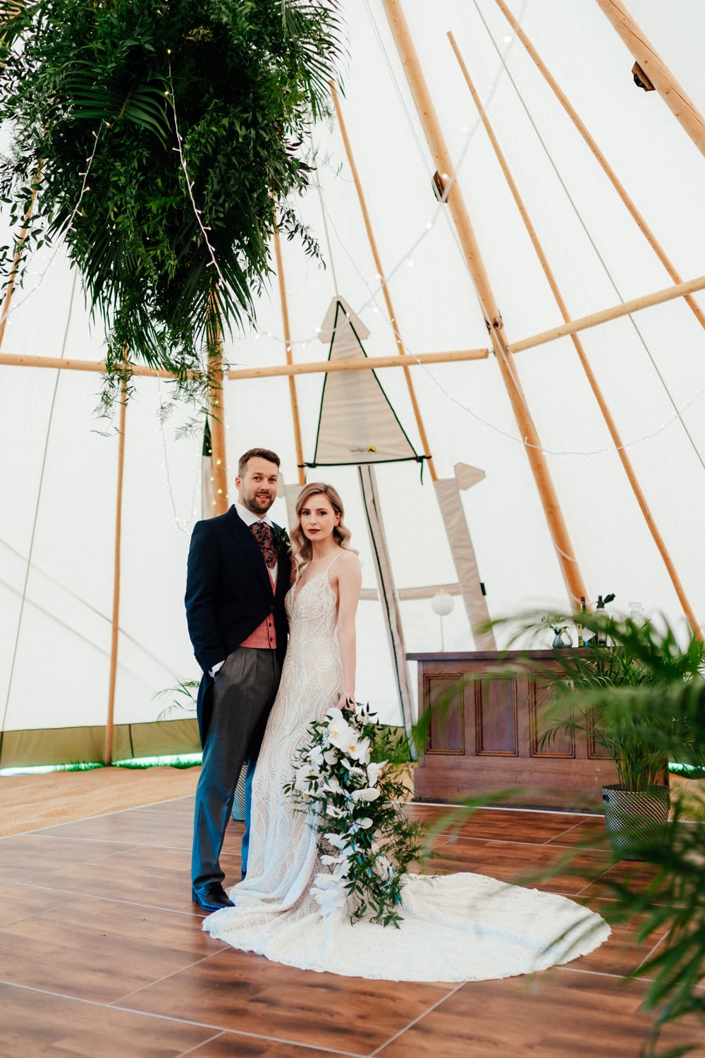 Image by <a class="text-p3" href="https://lunaweddings.co.uk" target="_blank">Luna Wedding Photography</a>.