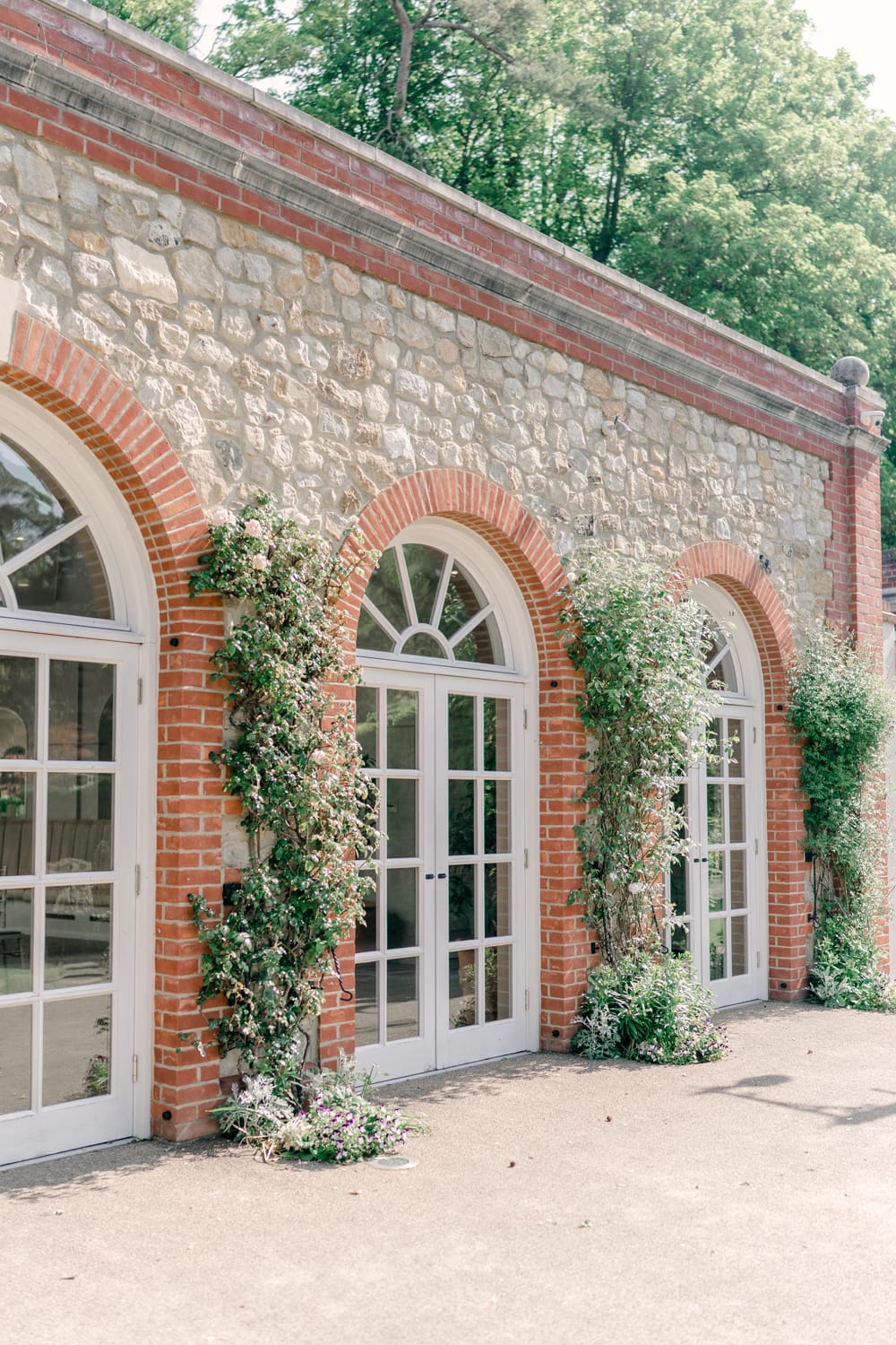 Image by <a class="text-p3" href="https://www.charlenewebbphotography.co.uk" target="_blank">Charlene Webb Photography</a>.