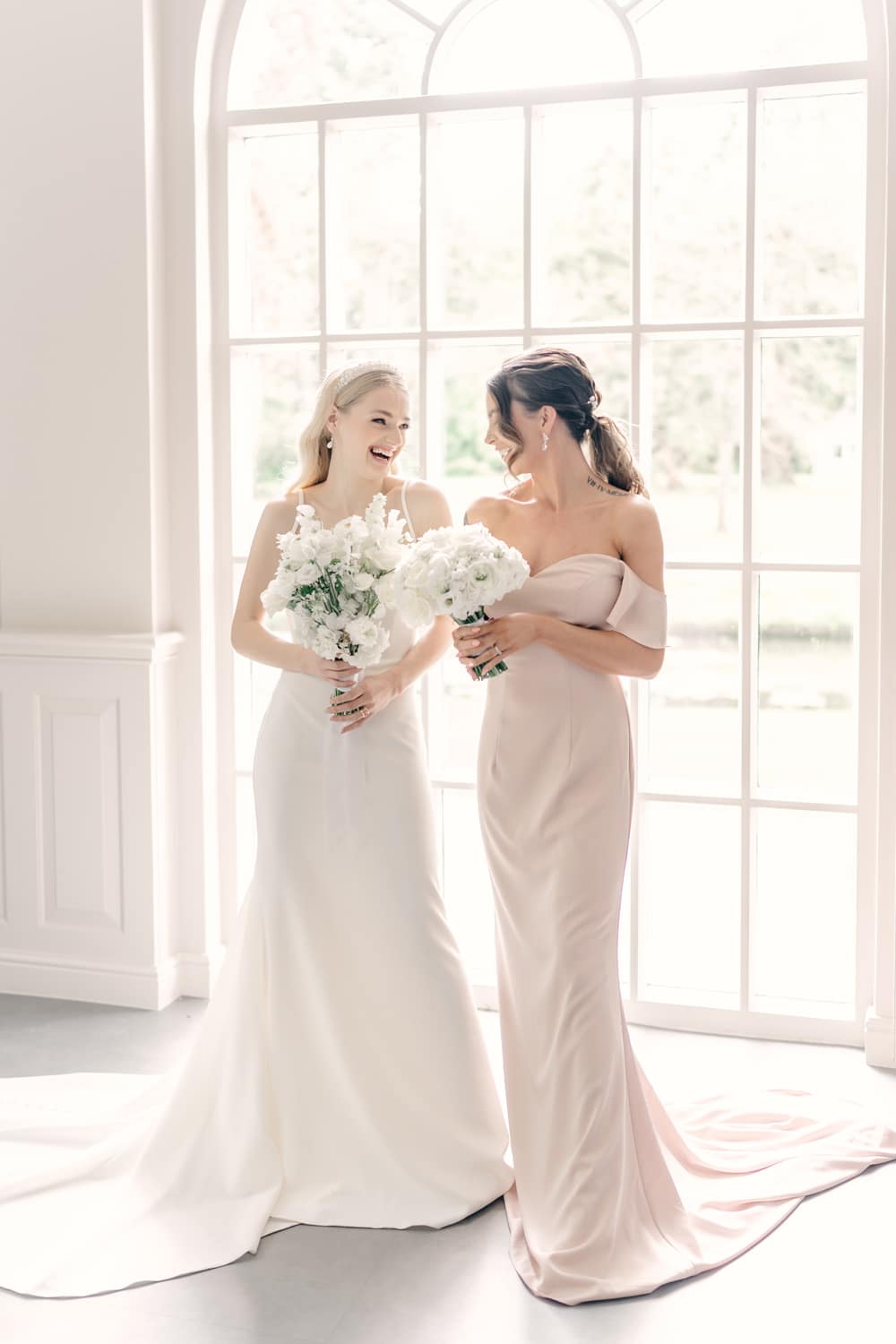 Image by <a class="text-p3" href="https://www.charlenewebbphotography.co.uk" target="_blank">Charlene Webb Photography</a>.