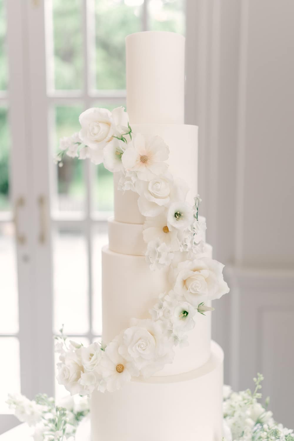 Image by <a class="text-p3" href="https://www.charlenewebbphotography.co.uk" target="_blank">Charlene Webb Photography</a>.