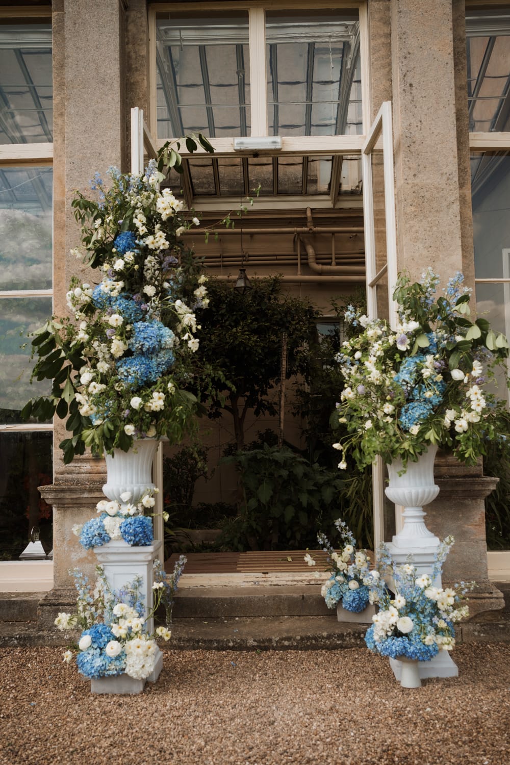 Image by <a class="text-p3" href="https://www.fayewildephotography.com" target="_blank">Faye Wilde Photography</a>.