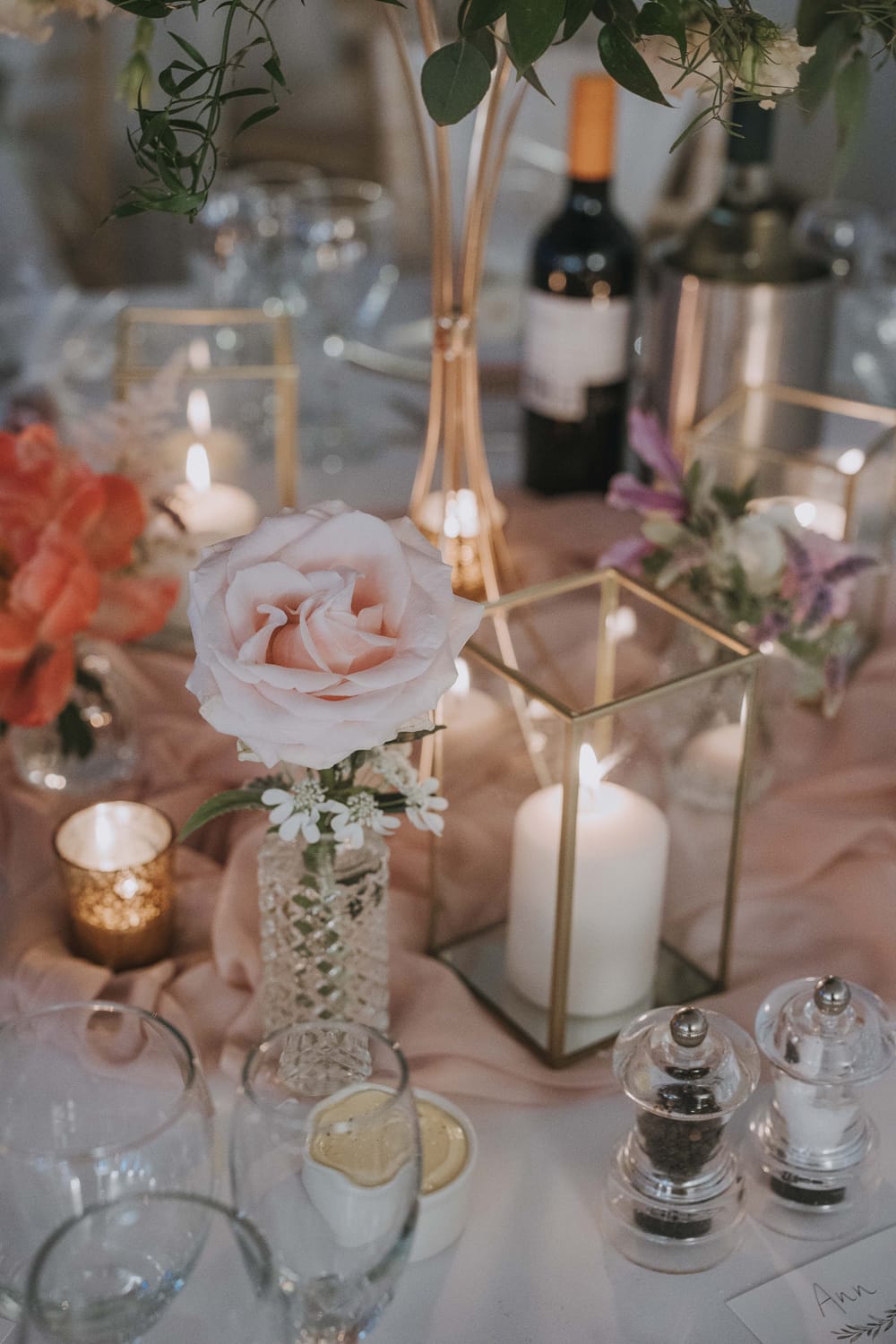 Image by <a class="text-p3" href="https://nickifelthamphotography.com/" target="_blank">Nicki Lyall Photography</a>.