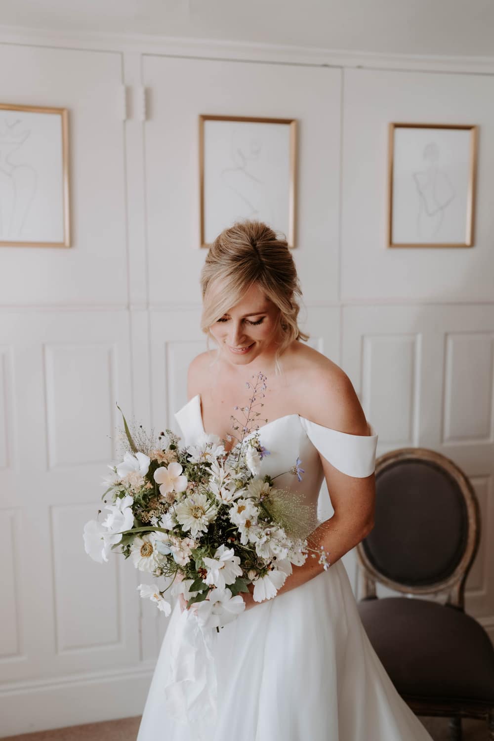 Image by <a class="text-p3" href="https://emilyjayneweddings.co.uk" target="_blank">Emily Jayne Weddings</a>.