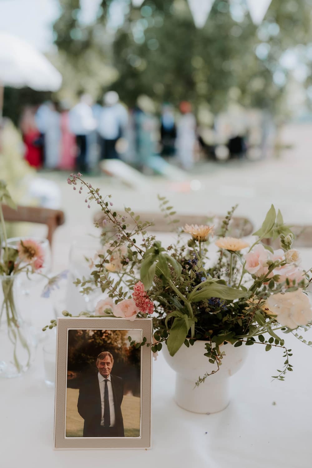 Image by <a class="text-p3" href="https://emilyjayneweddings.co.uk" target="_blank">Emily Jayne Weddings</a>.