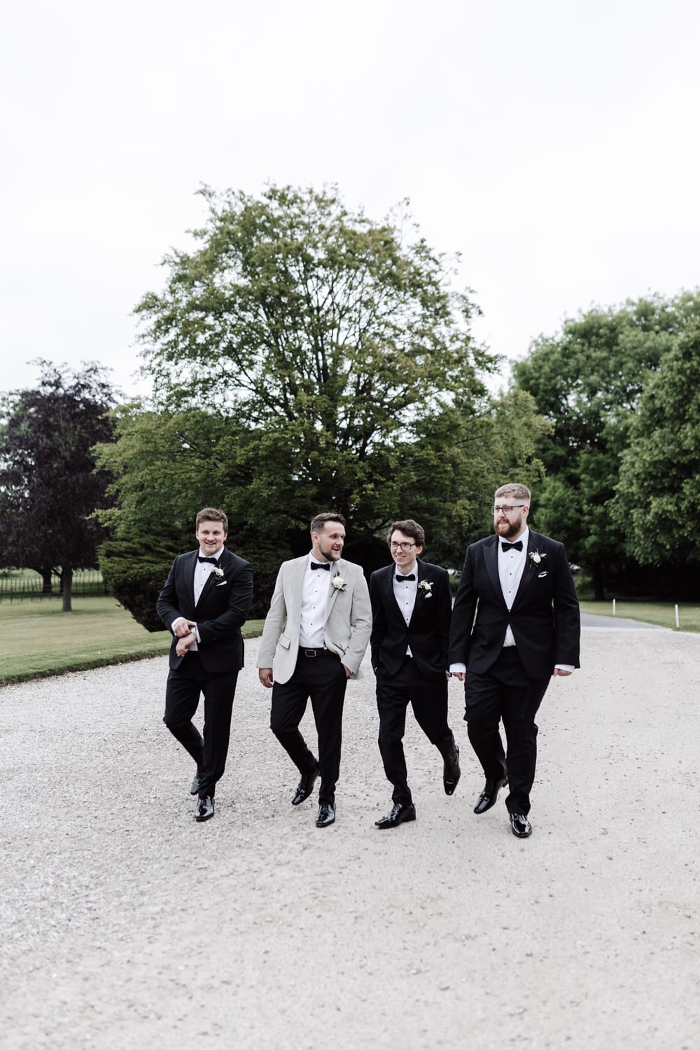 Image by <a class="text-p3" href="https://www.oliviaamyphotography.com" target="_blank">Olivia Amy Photography</a>.