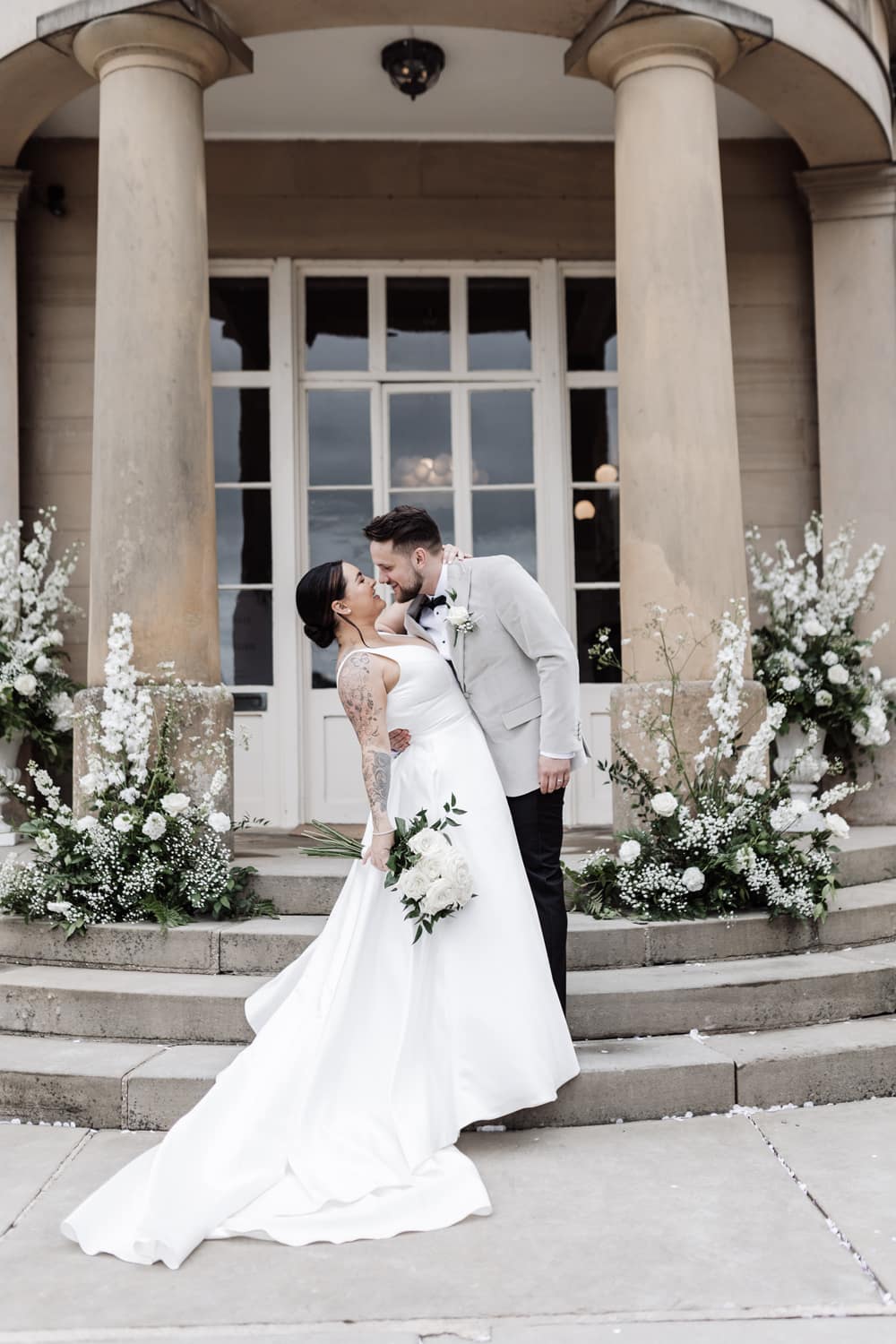 Image by <a class="text-p3" href="https://www.oliviaamyphotography.com" target="_blank">Olivia Amy Photography</a>.