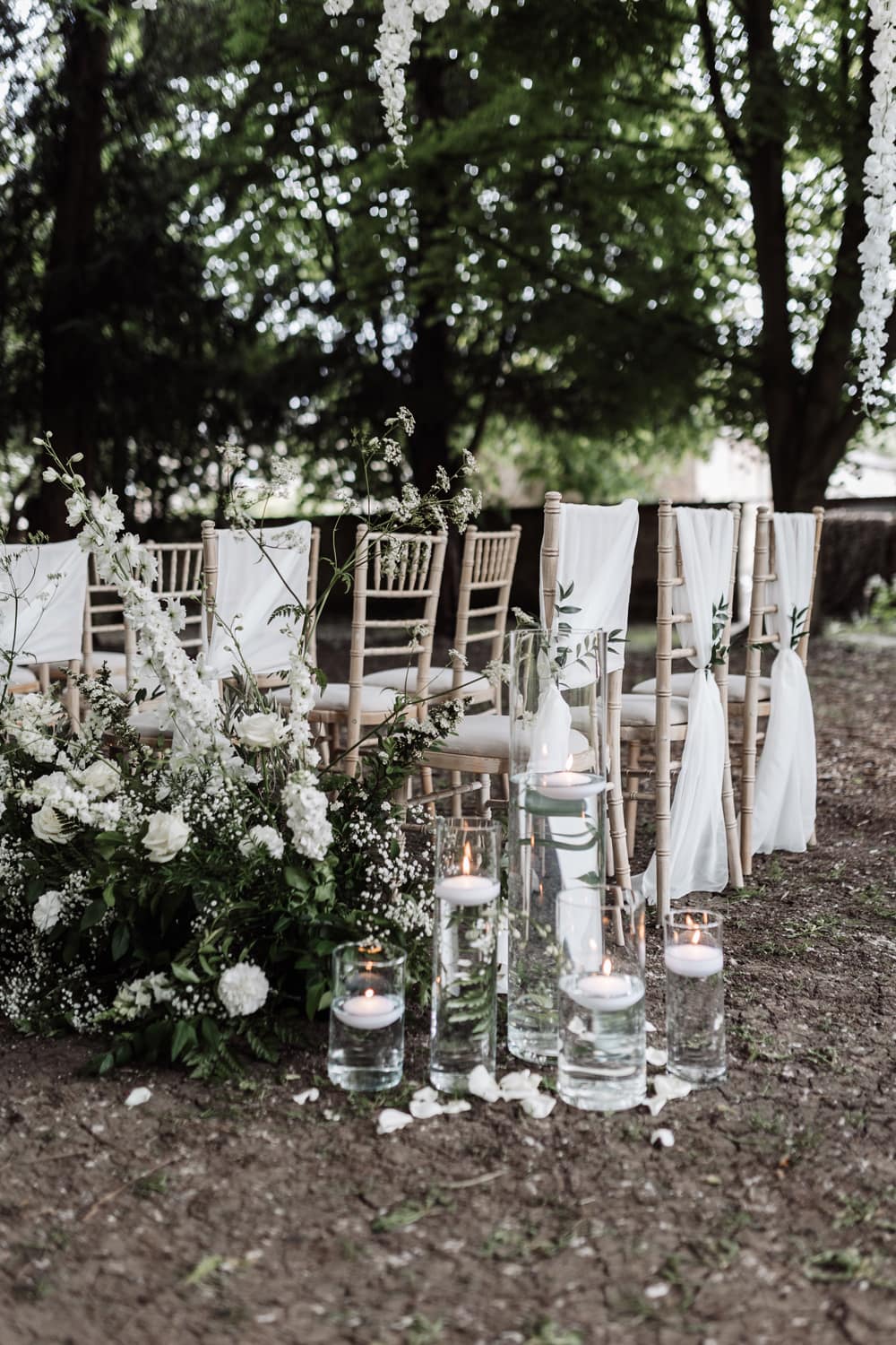 Image by <a class="text-p3" href="https://www.oliviaamyphotography.com" target="_blank">Olivia Amy Photography</a>.