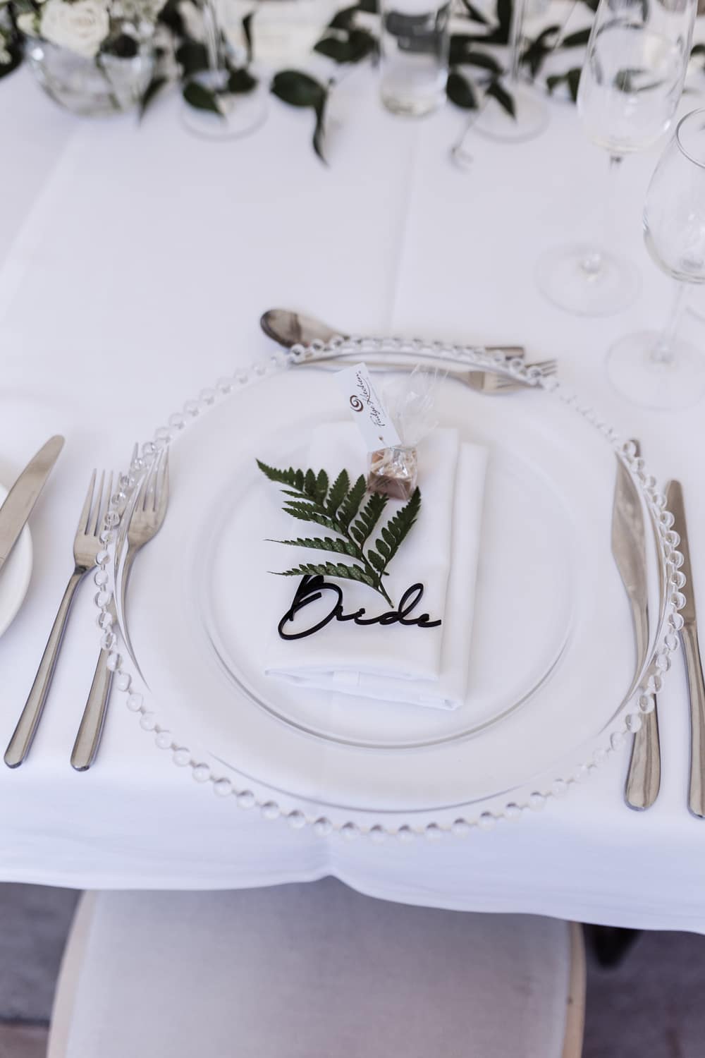 Image by <a class="text-p3" href="https://www.oliviaamyphotography.com" target="_blank">Olivia Amy Photography</a>.