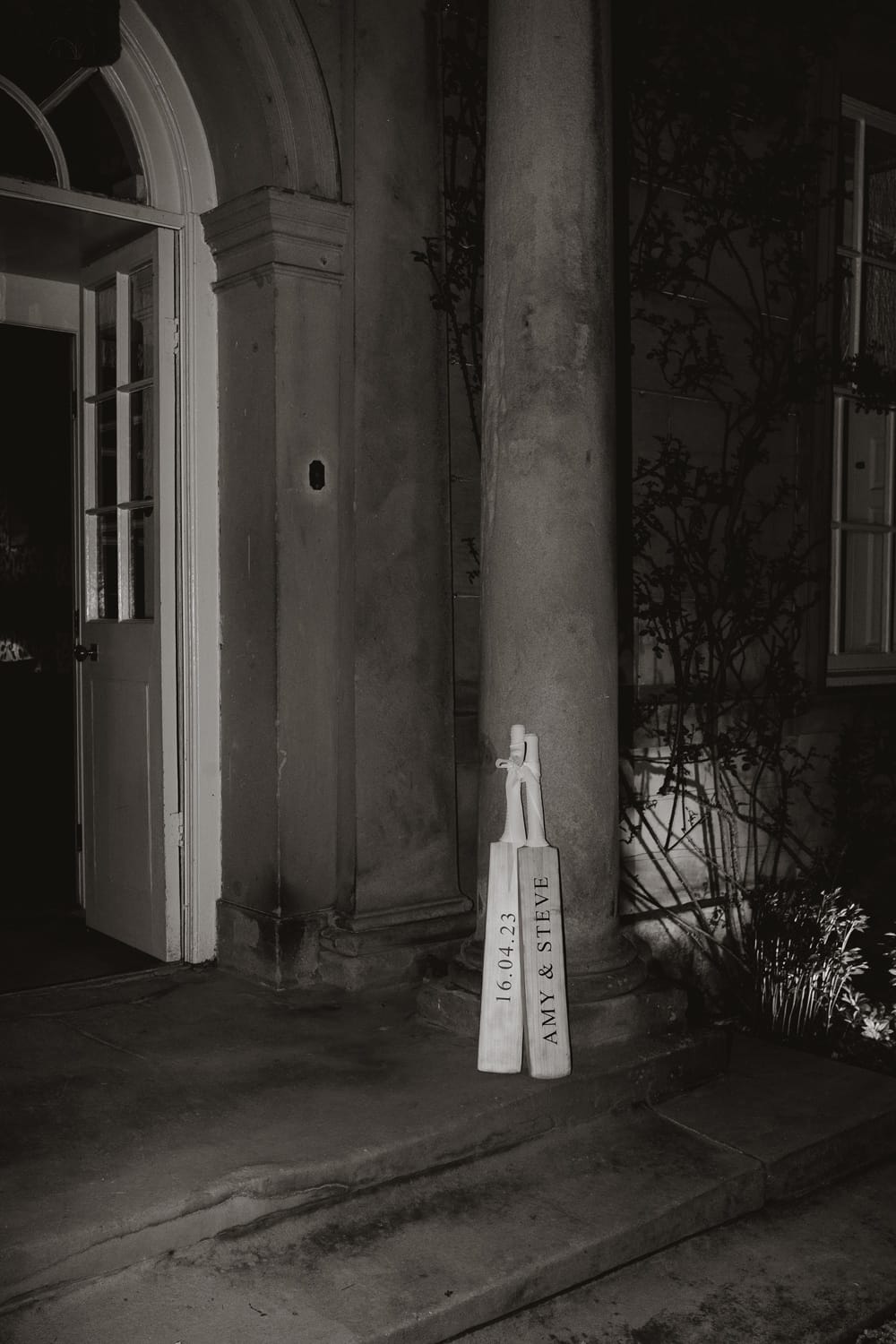 Image by <a class="text-p3" href="https://www.fayewildephotography.com" target="_blank">Faye Wilde Photography</a>.