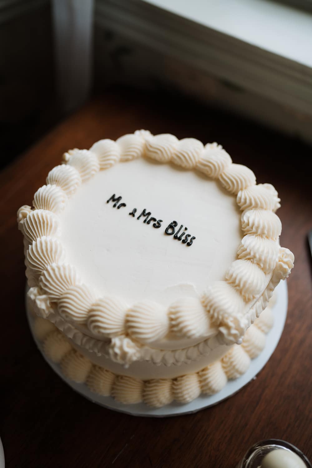 Image by <a class="text-p3" href="https://www.fayewildephotography.com" target="_blank">Faye Wilde Photography</a>.