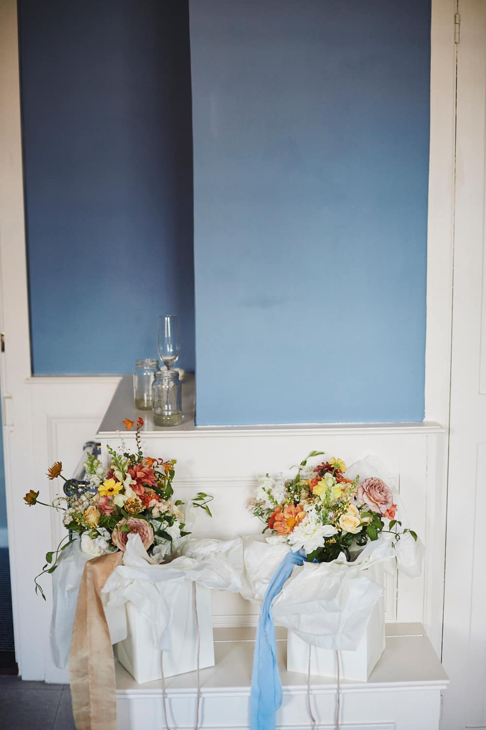 Image by <a class="text-p3" href="https://www.leoweddings.com" target="_blank">Leo Weddings</a>.