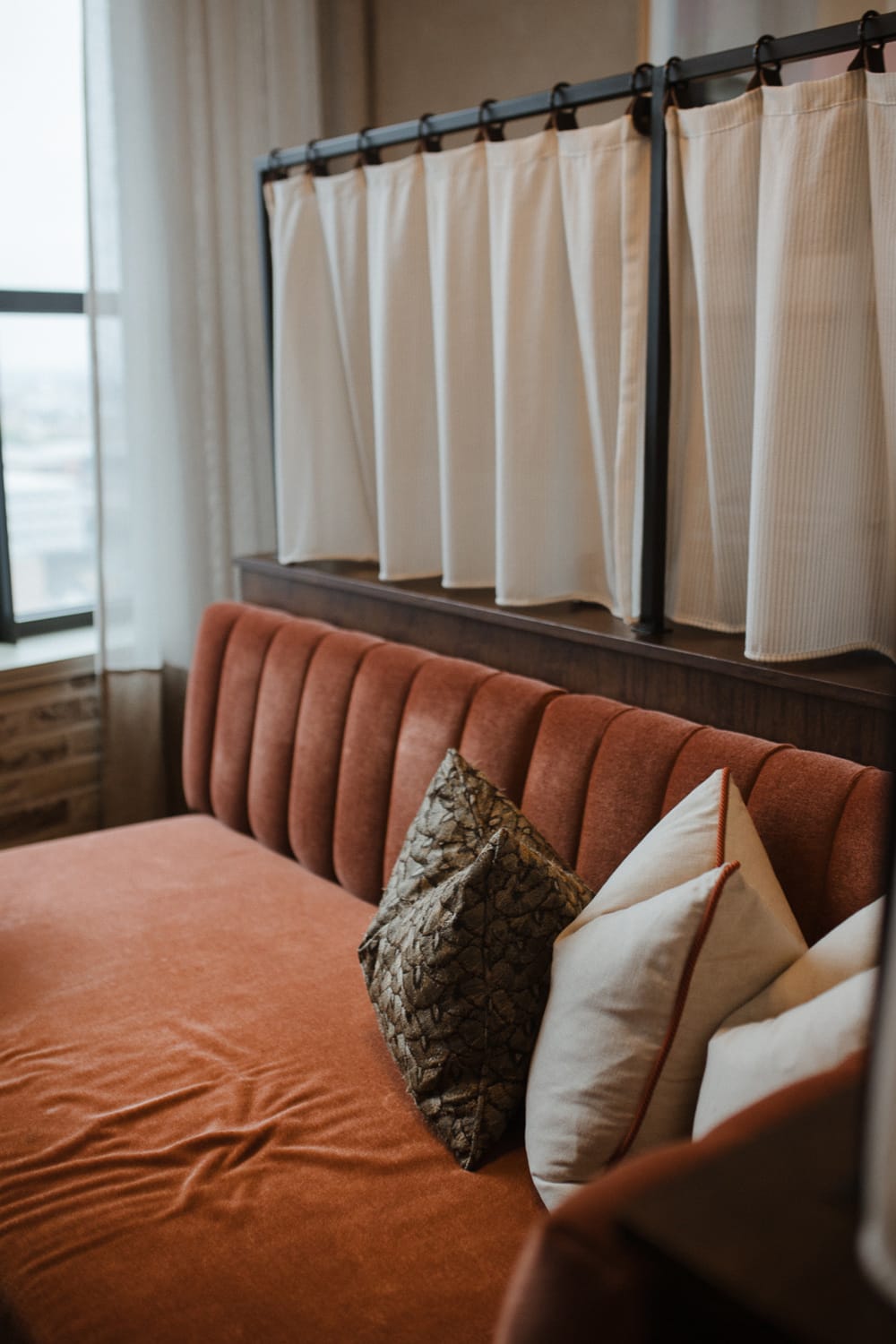 Image by <a class="text-p3" href="https://stephanie-green.com" target="_blank">Stephanie Green Photography</a>.