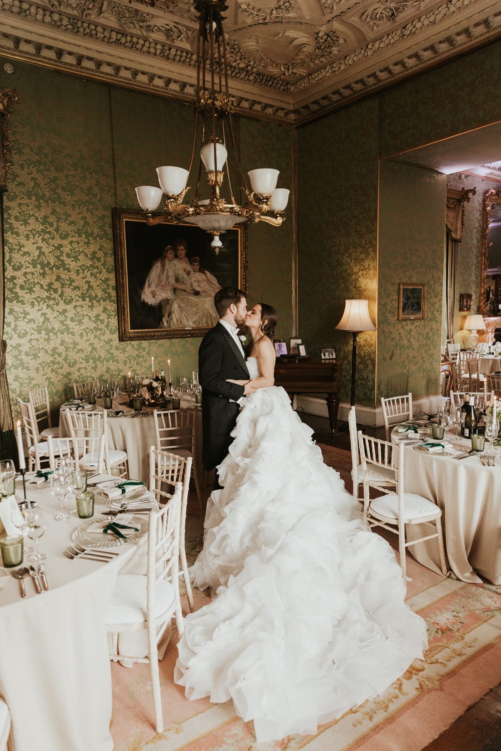 Image by <a class="text-p3" href="http://www.colinianross.com" target="_blank">Colin Ross Photography</a>.