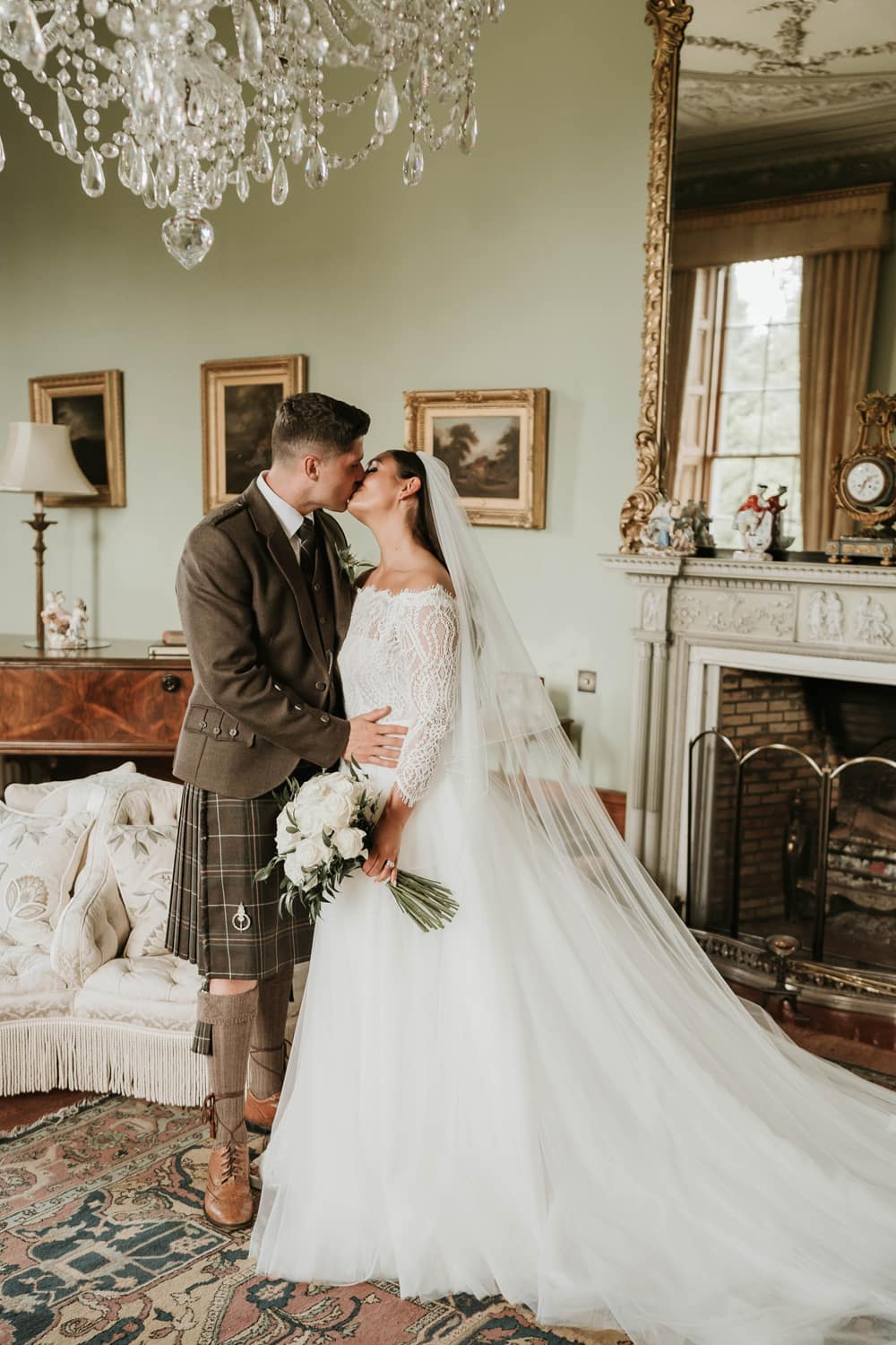 Image by <a class="text-p3" href="https://sophiealexandriaphotography.com" target="_blank">Sophie Alexandria Photography</a>.