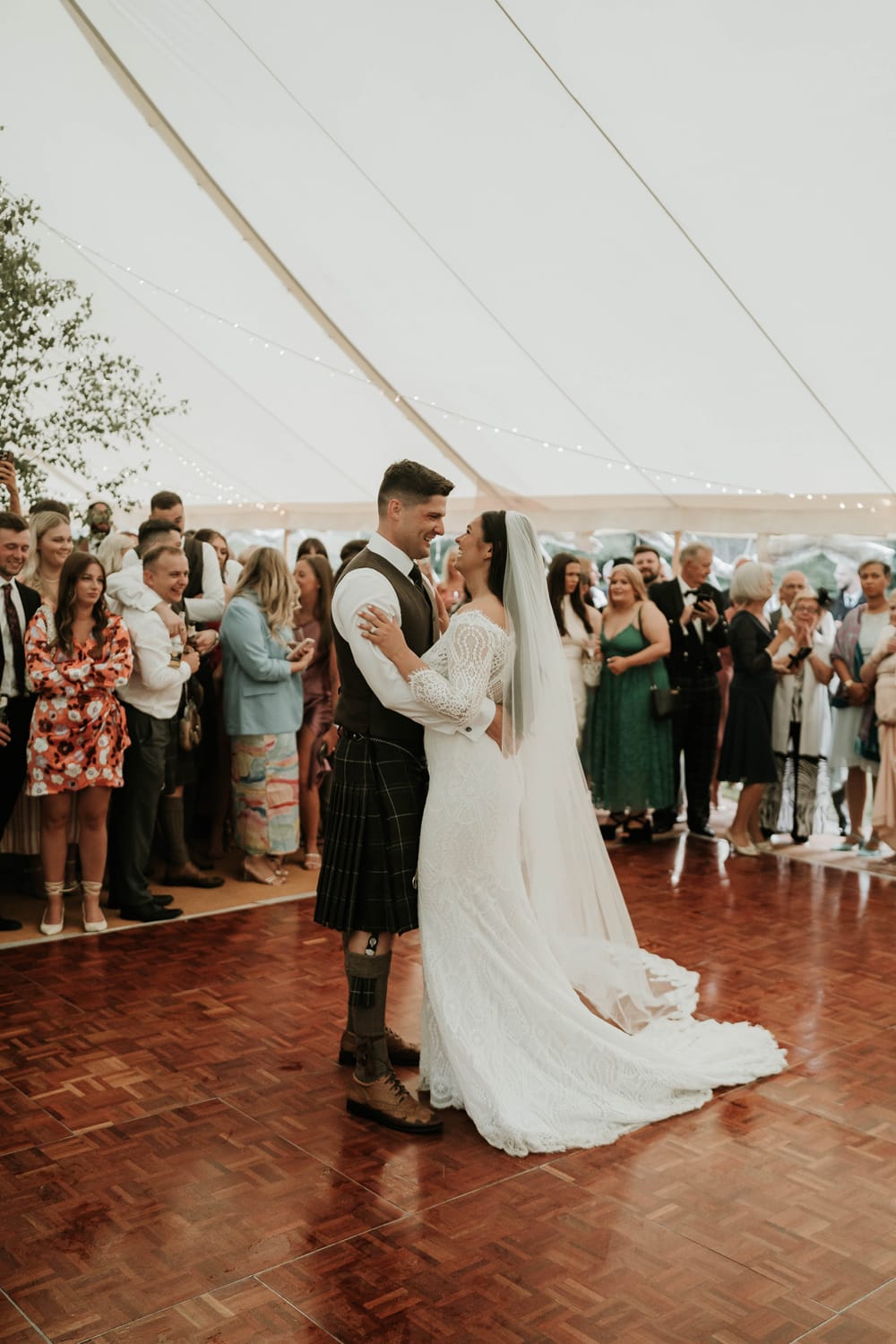 Image by <a class="text-p3" href="https://sophiealexandriaphotography.com" target="_blank">Sophie Alexandria Photography</a>.