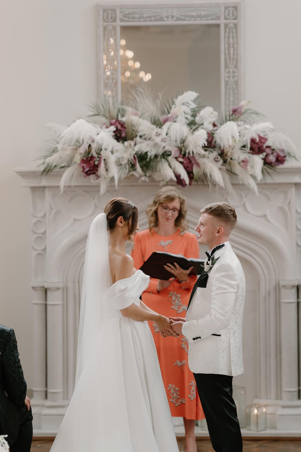 Image by <a class="text-p3" href="https://www.danilouisephotography.com/" target="_blank">Dani Louise Photography</a>.