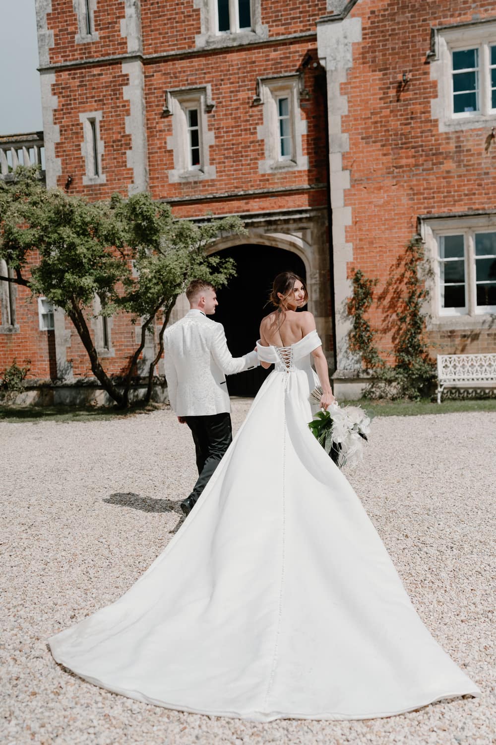 Image by <a class="text-p3" href="https://www.danilouisephotography.com/" target="_blank">Dani Louise Photography</a>.