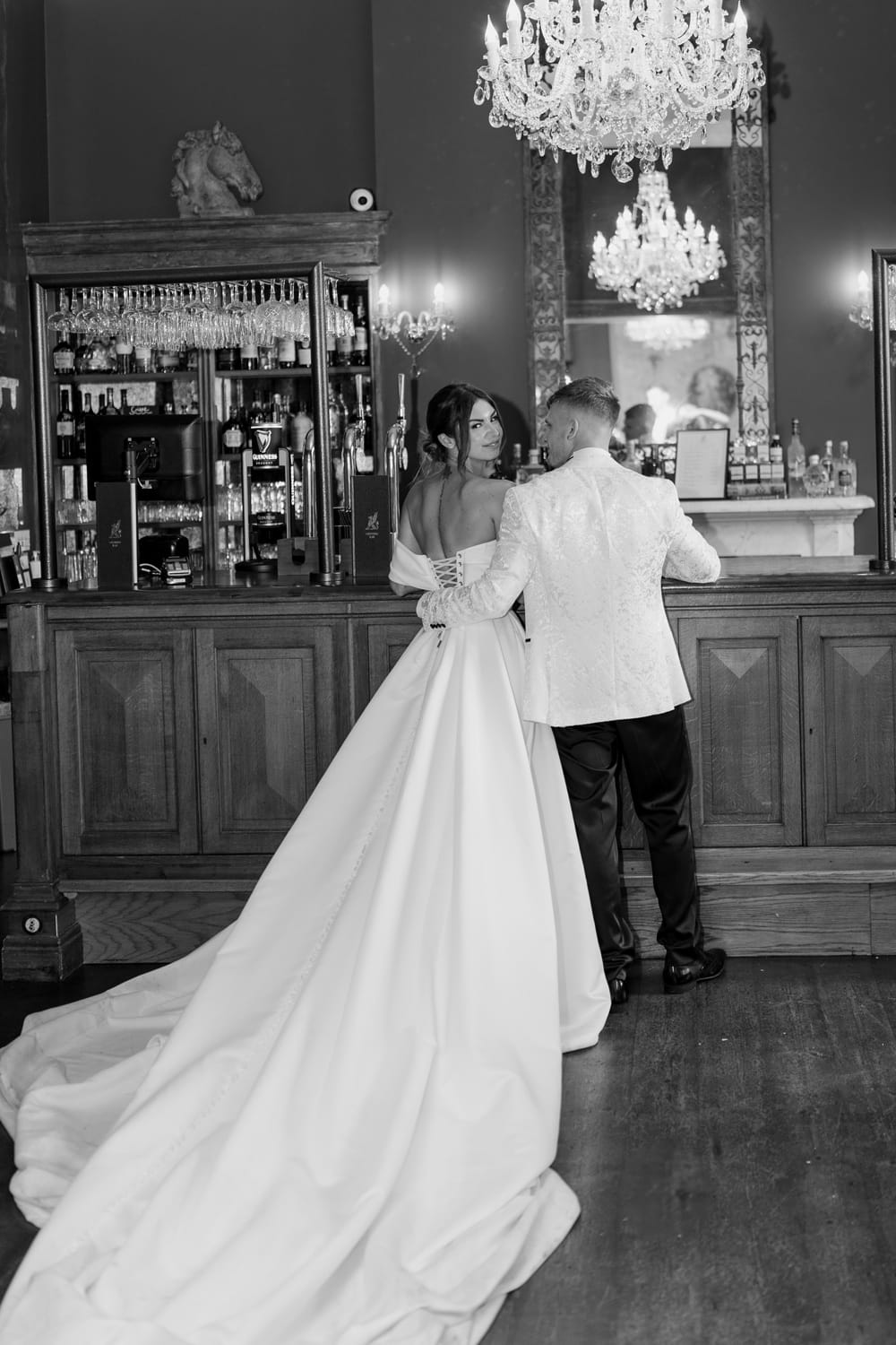 Image by <a class="text-p3" href="https://www.danilouisephotography.com/" target="_blank">Dani Louise Photography</a>.