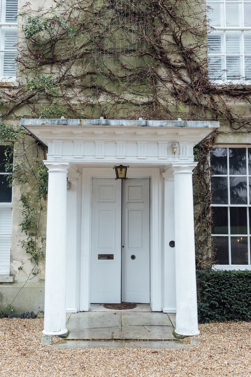 Image by <a class="text-p3" href="http://www.charlottebryer-ash.com" target="_blank">Charlotte Bryer-Ash</a>.