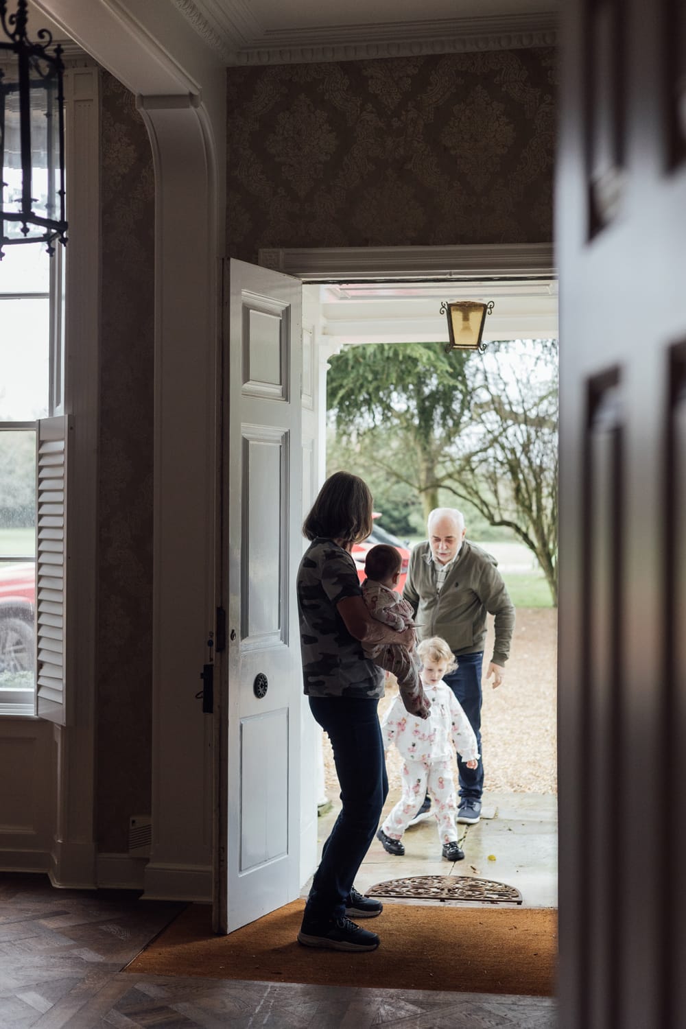 Image by <a class="text-p3" href="http://www.charlottebryer-ash.com" target="_blank">Charlotte Bryer-Ash</a>.