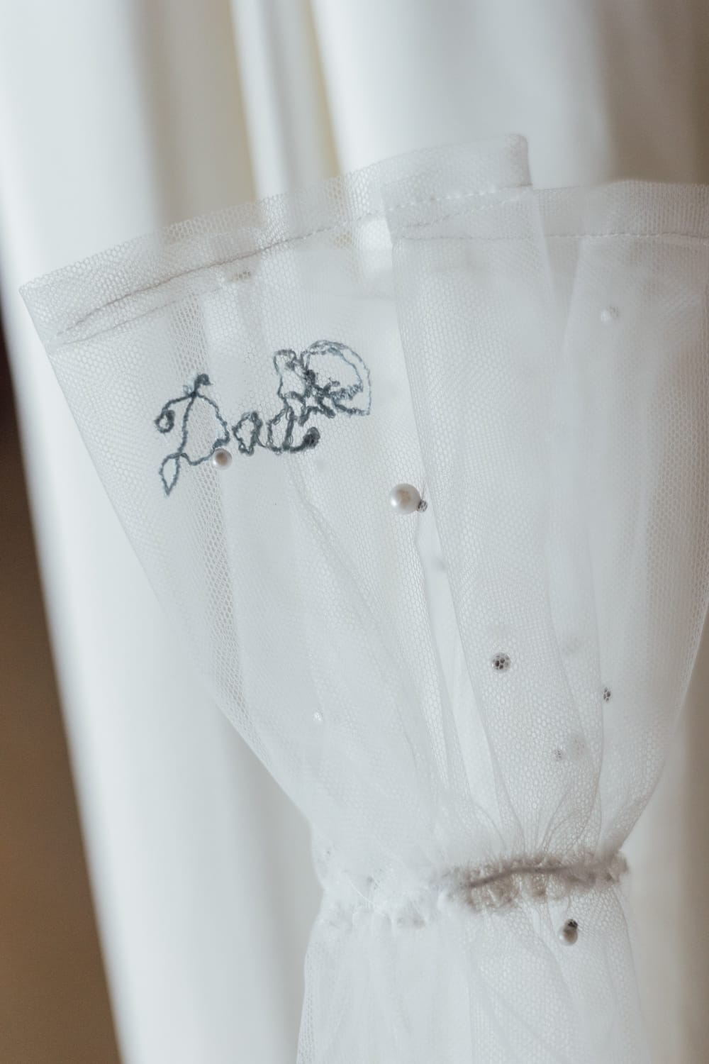 Image by <a class="text-p3" href="http://www.charlottebryer-ash.com" target="_blank">Charlotte Bryer-Ash</a>.