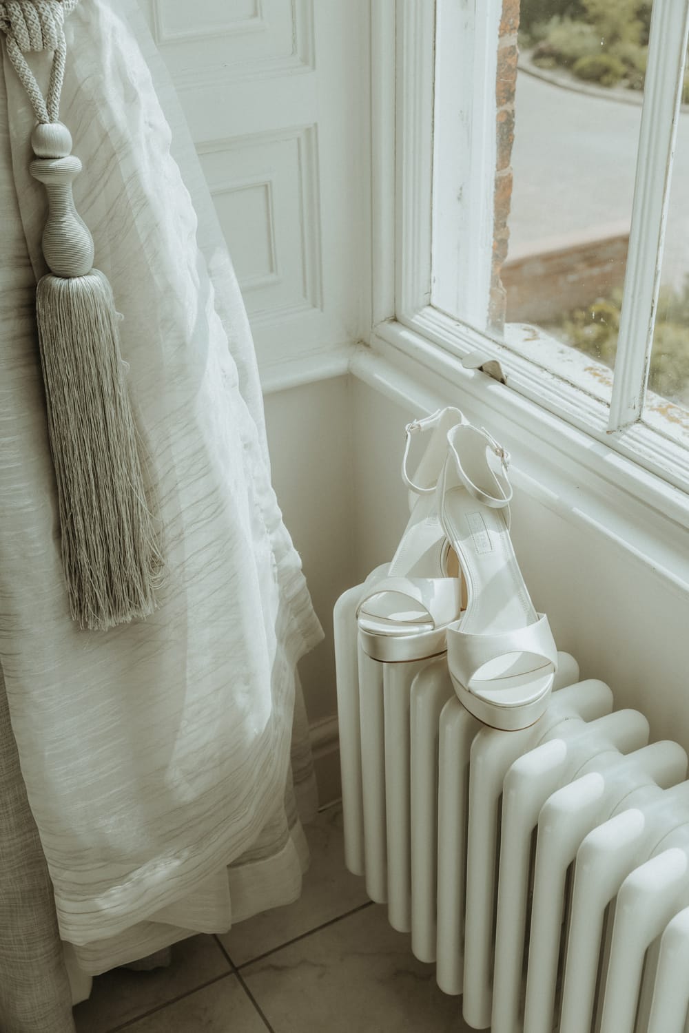 Image by <a class="text-p3" href="https://www.chelseyphotography.co.uk" target="_blank">Chelsey Photography</a>.