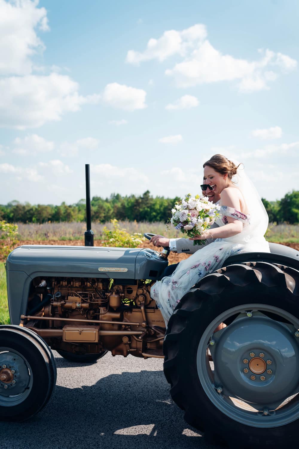 Image by <a class="text-p3" href="https://emilycollettphotography.com" target="_blank">Emily Collett Photography</a>.