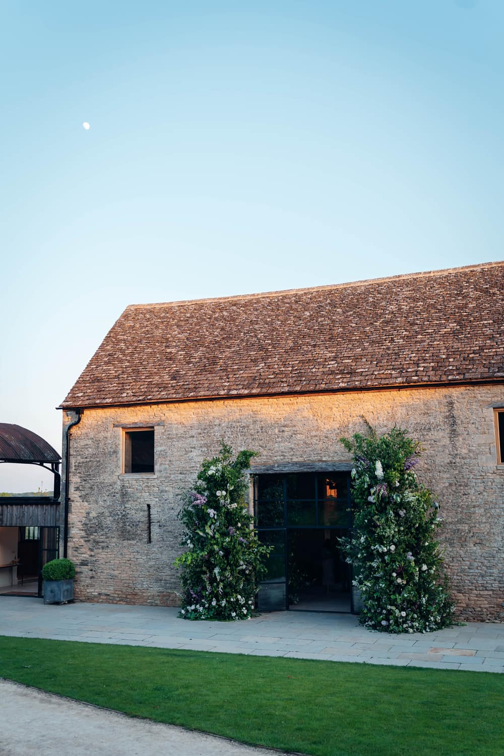 Image by <a class="text-p3" href="https://emilycollettphotography.com" target="_blank">Emily Collett Photography</a>.