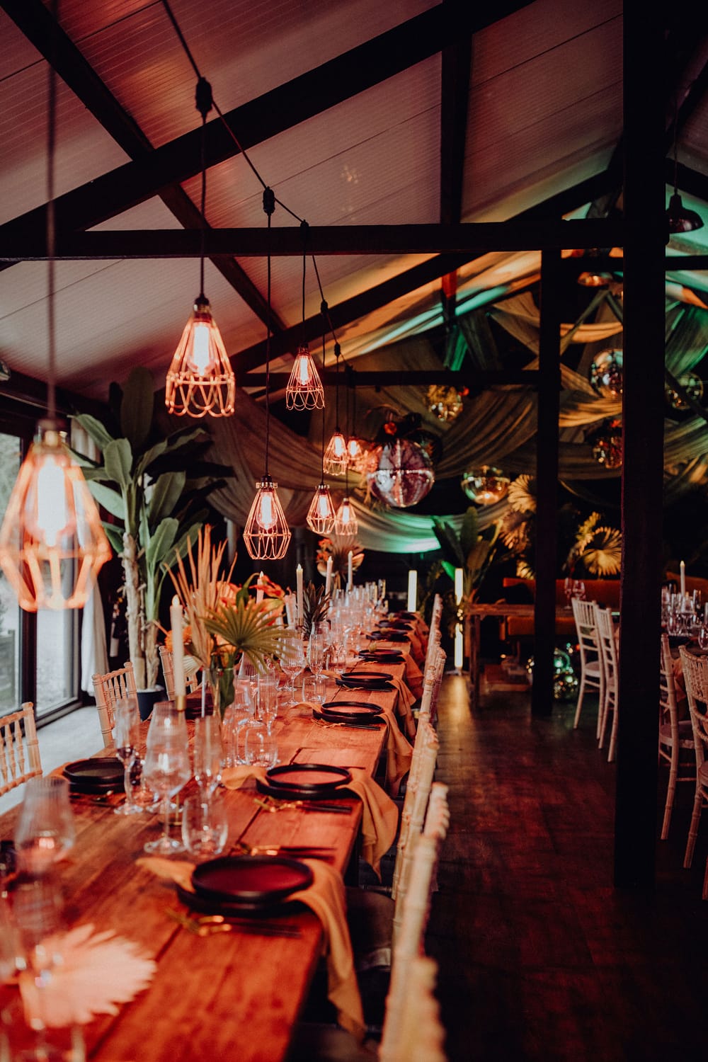 Image by <a class="text-p3" href="https://www.auroragrey.co.uk" target="_blank">Aurora Grey Photography</a>.