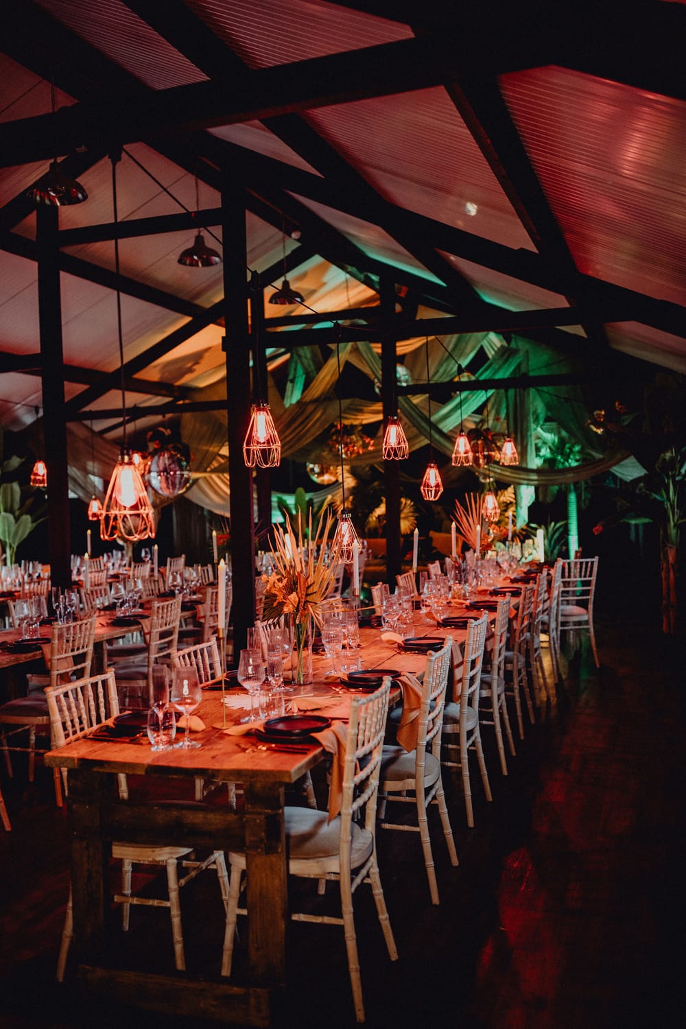 Image by <a class="text-p3" href="https://www.auroragrey.co.uk" target="_blank">Aurora Grey Photography</a>.