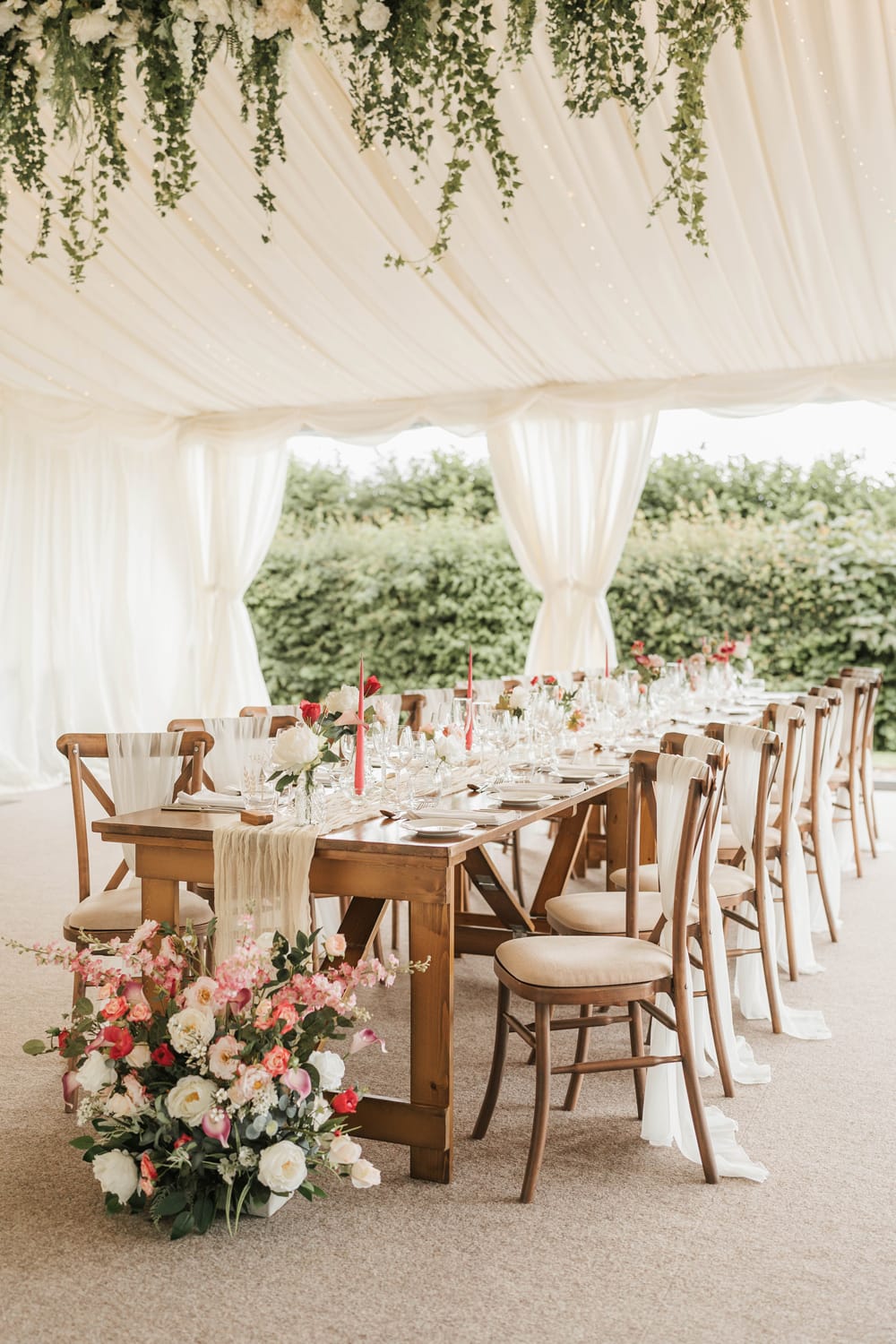 Image by <a class="text-p3" href="https://www.photographybyamielouise.com" target="_blank">Photography by Amie Louise</a>.