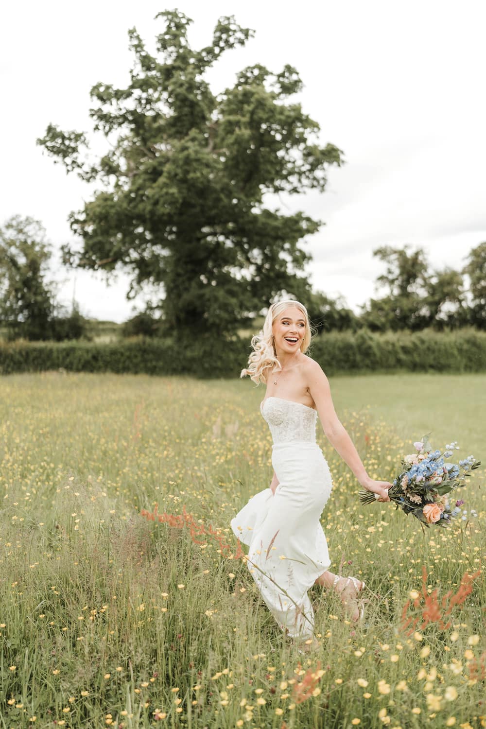 Image by <a class="text-p3" href="https://www.photographybyamielouise.com" target="_blank">Photography by Amie Louise</a>.