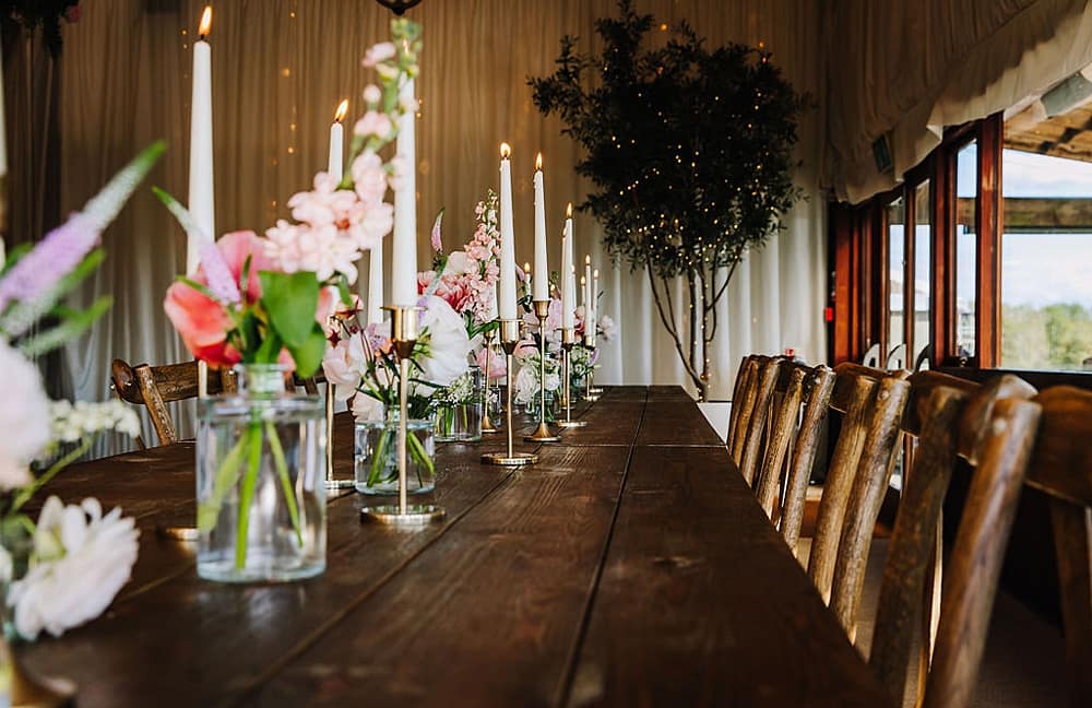 Image by <a class="text-p3" href="https://www.amaragrace.co.uk" target="_blank">Amara Grace</a>.