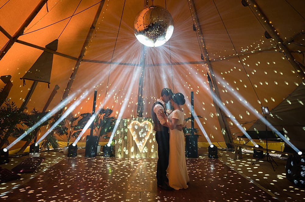 Image by <a class="text-p3" href="https://www.sarahvivienne.co.uk" target="_blank">Sarah Vivienne Photography</a>.