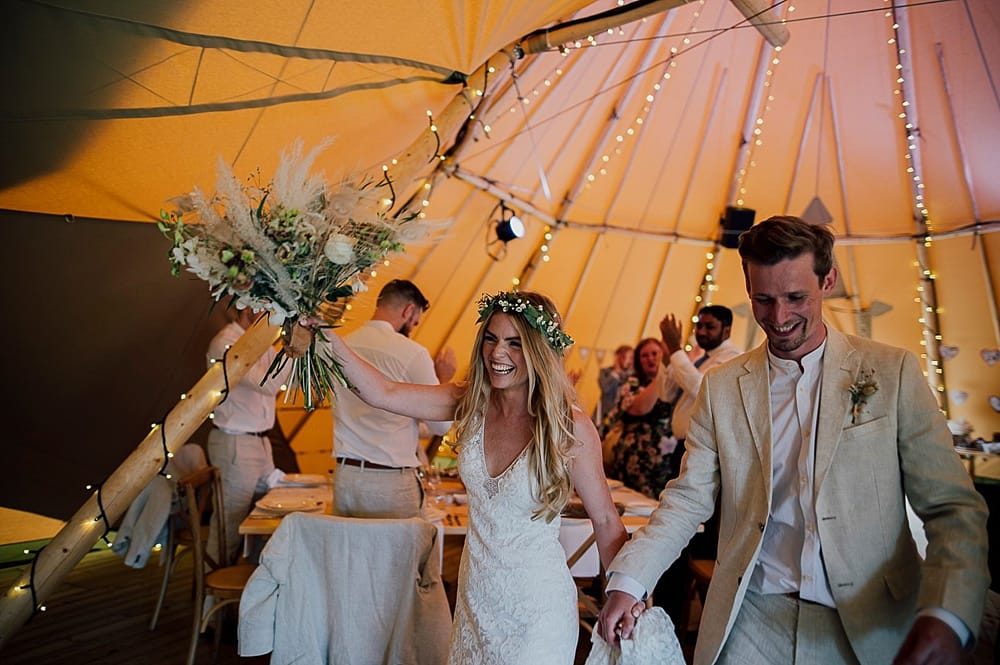 Image by <a class="text-p3" href="http://www.dearestlove.co.uk" target="_blank">Dearest Love Photography</a>.