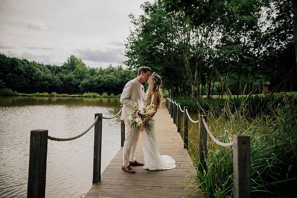 Image by <a class="text-p3" href="http://www.dearestlove.co.uk" target="_blank">Dearest Love Photography</a>.