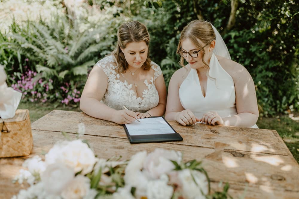 Image by <a class="text-p3" href="https://www.sofiemichellephotography.co.uk" target="_blank">Sofie Michelle Photography</a>.