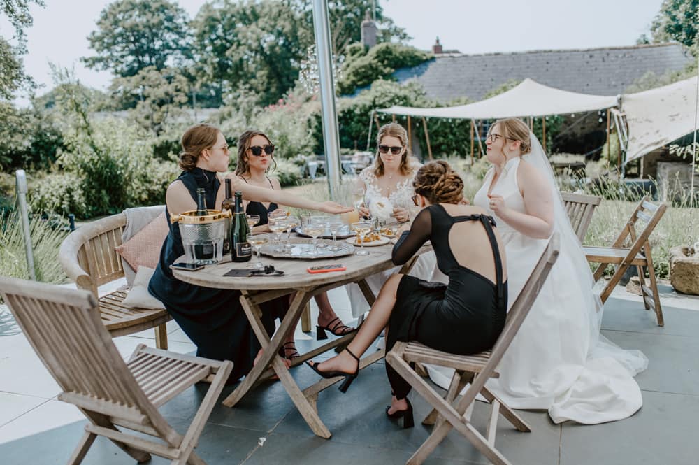 Image by <a class="text-p3" href="https://www.sofiemichellephotography.co.uk" target="_blank">Sofie Michelle Photography</a>.